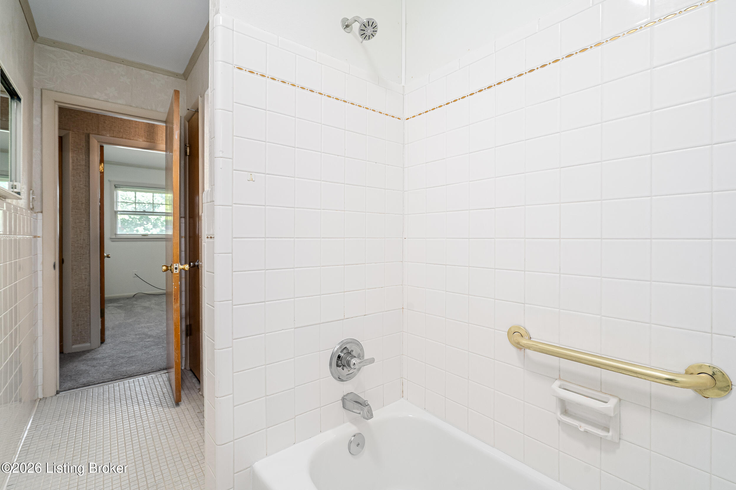 4016 White Plains Ct