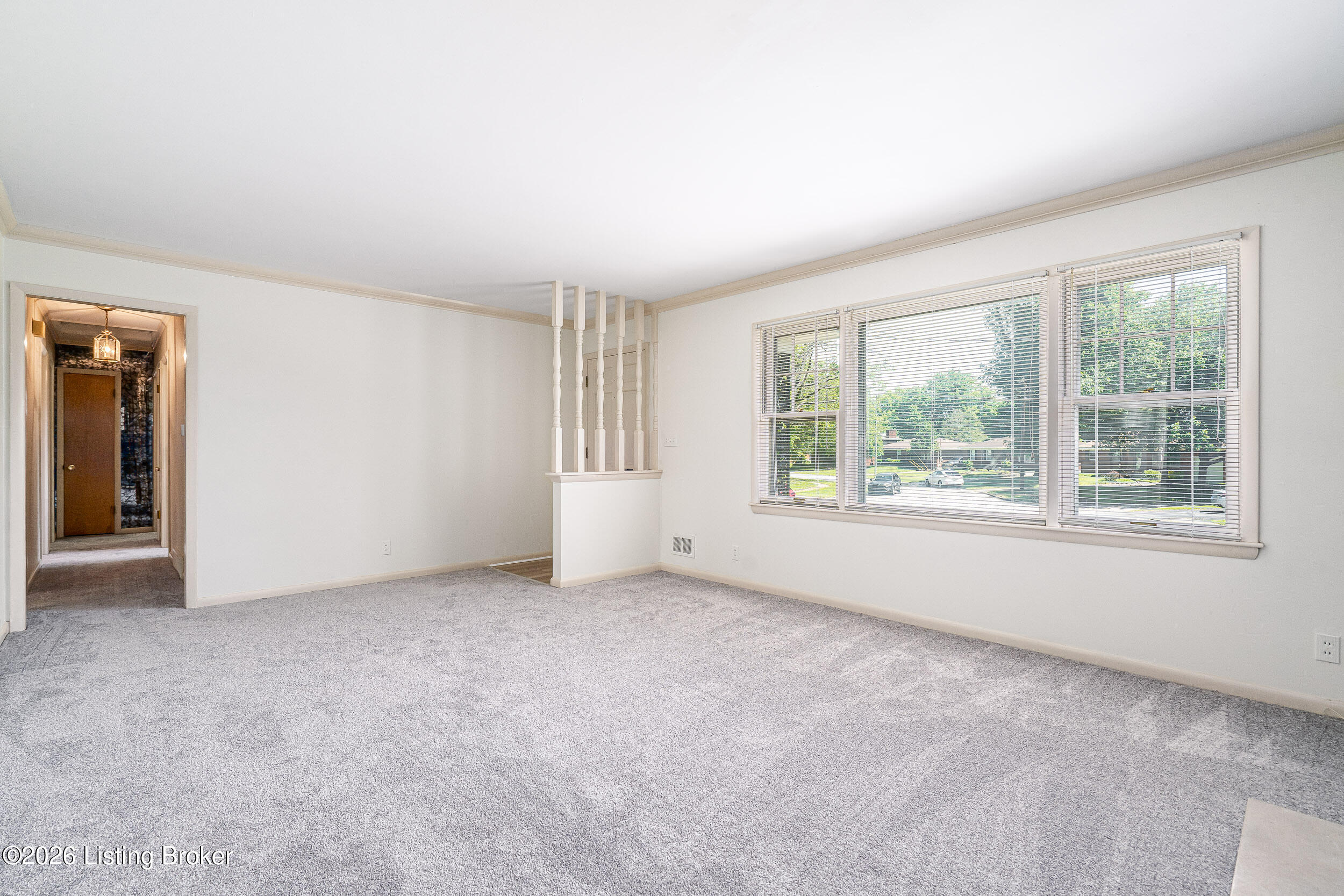 4016 White Plains Ct