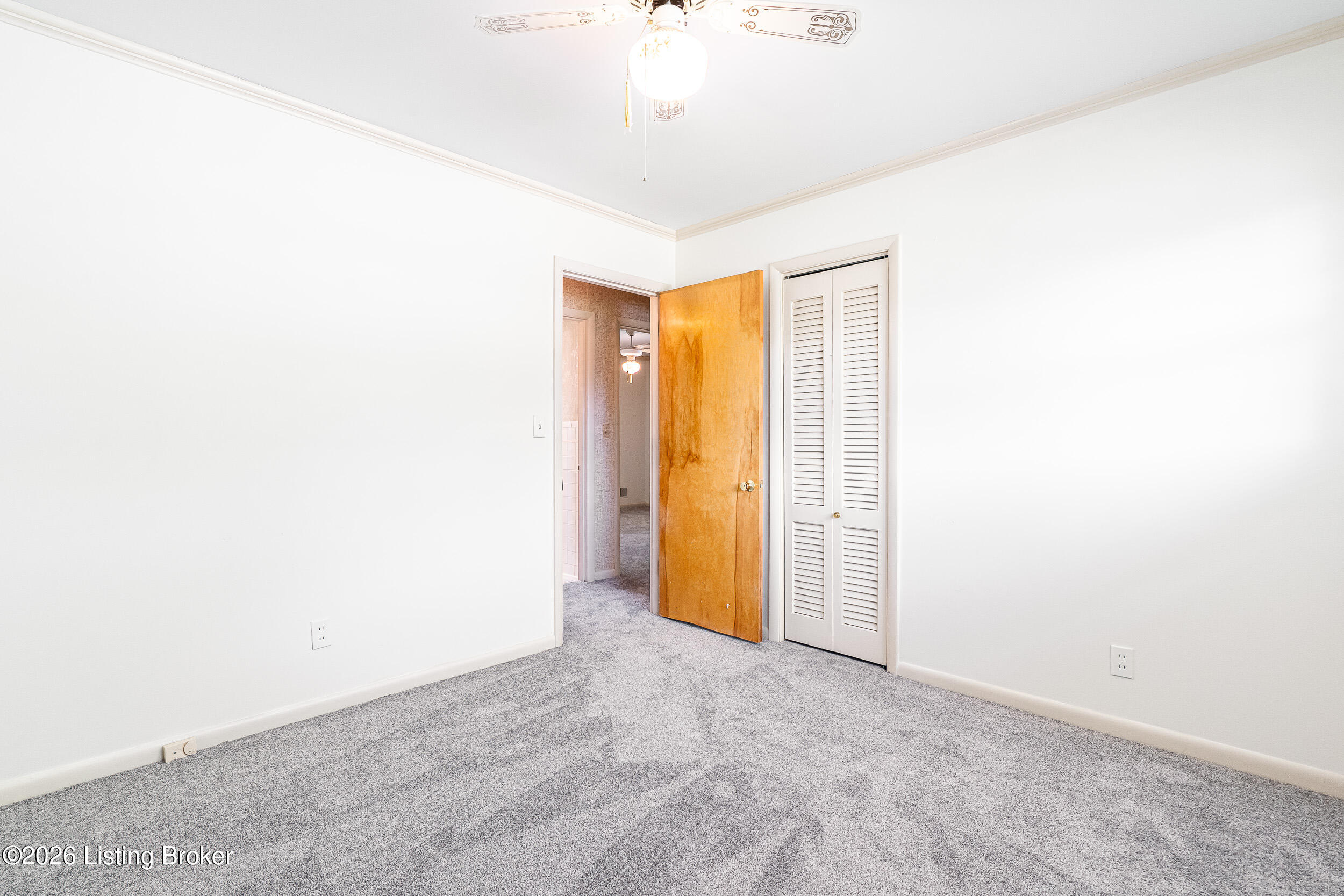 4016 White Plains Ct