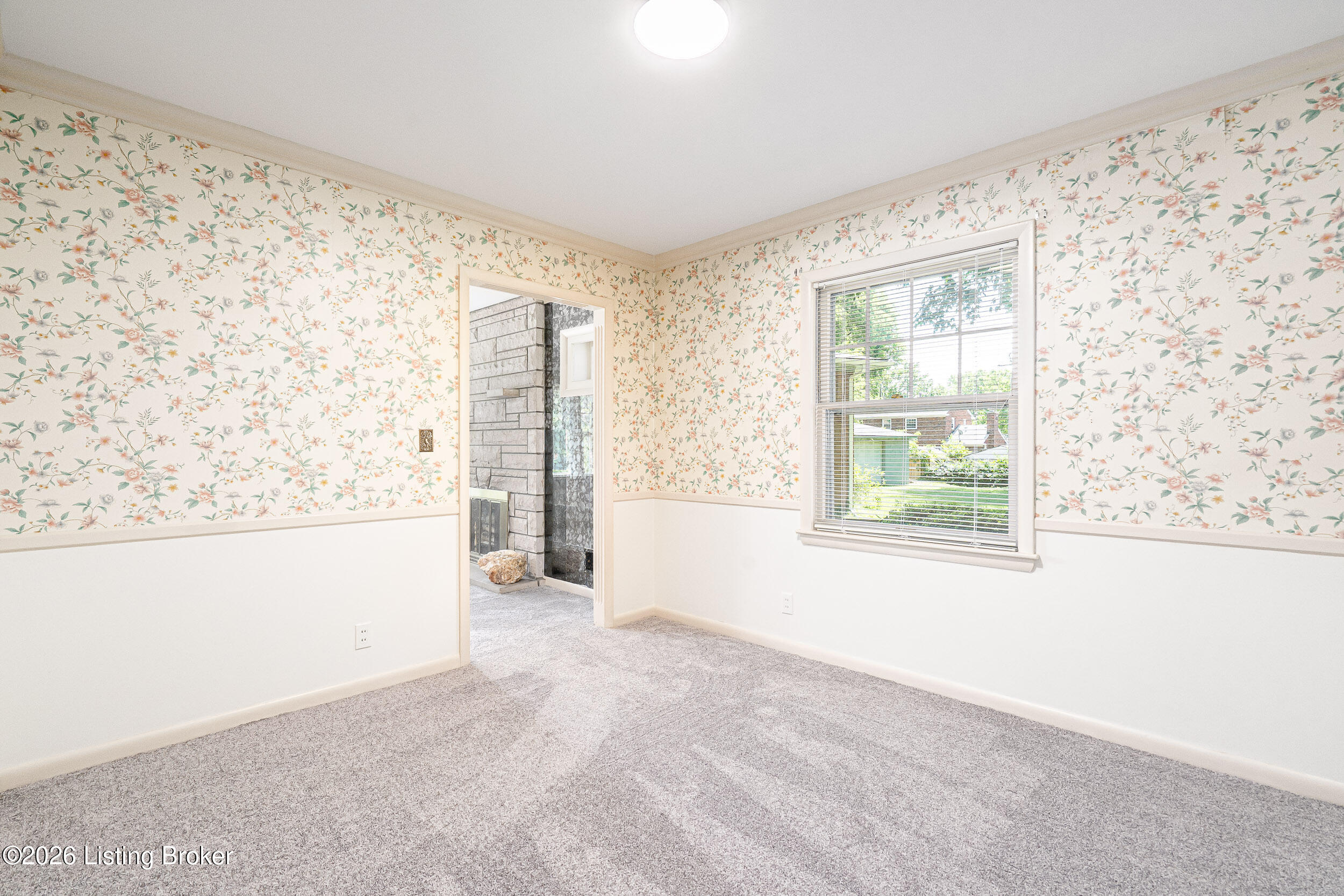 4016 White Plains Ct