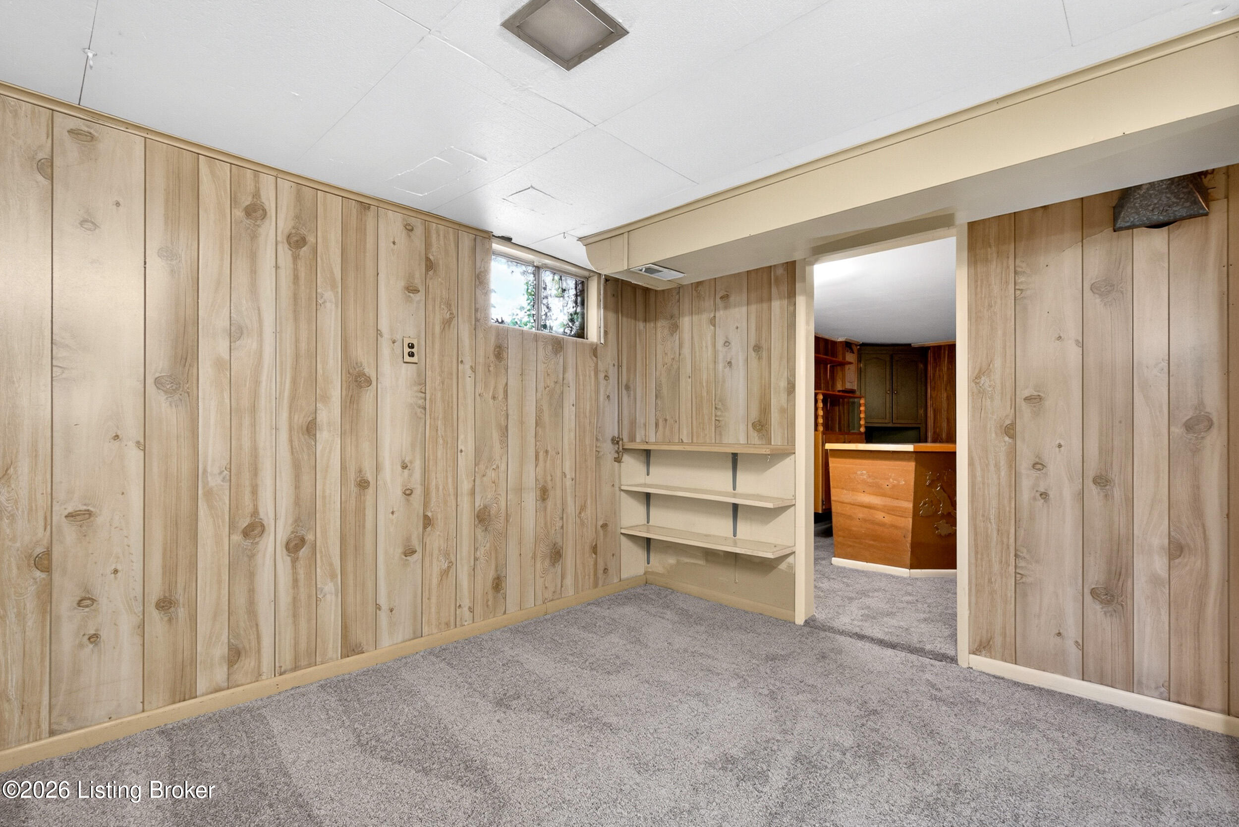4016 White Plains Ct