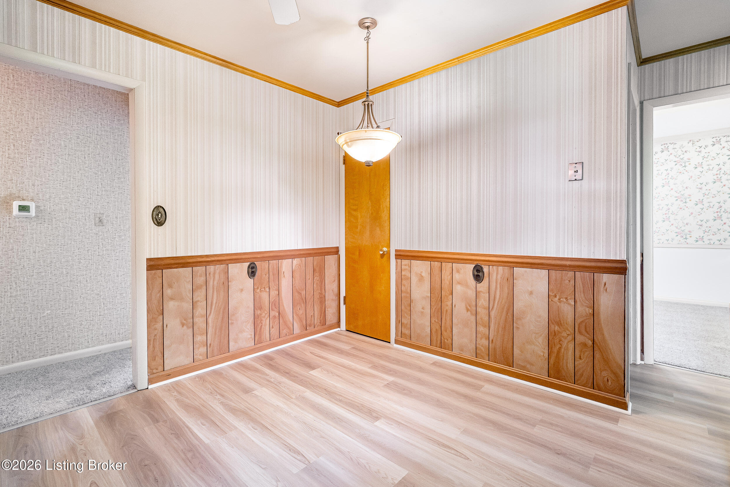 4016 White Plains Ct