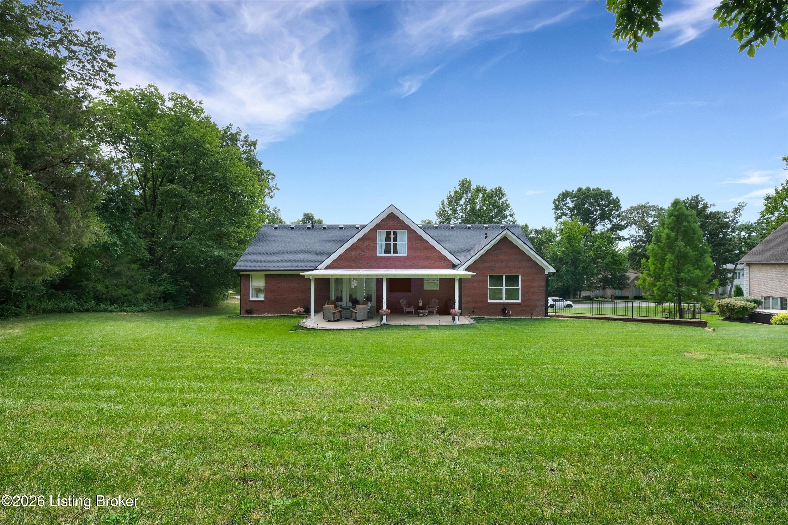 106 Cherry Hills Ln