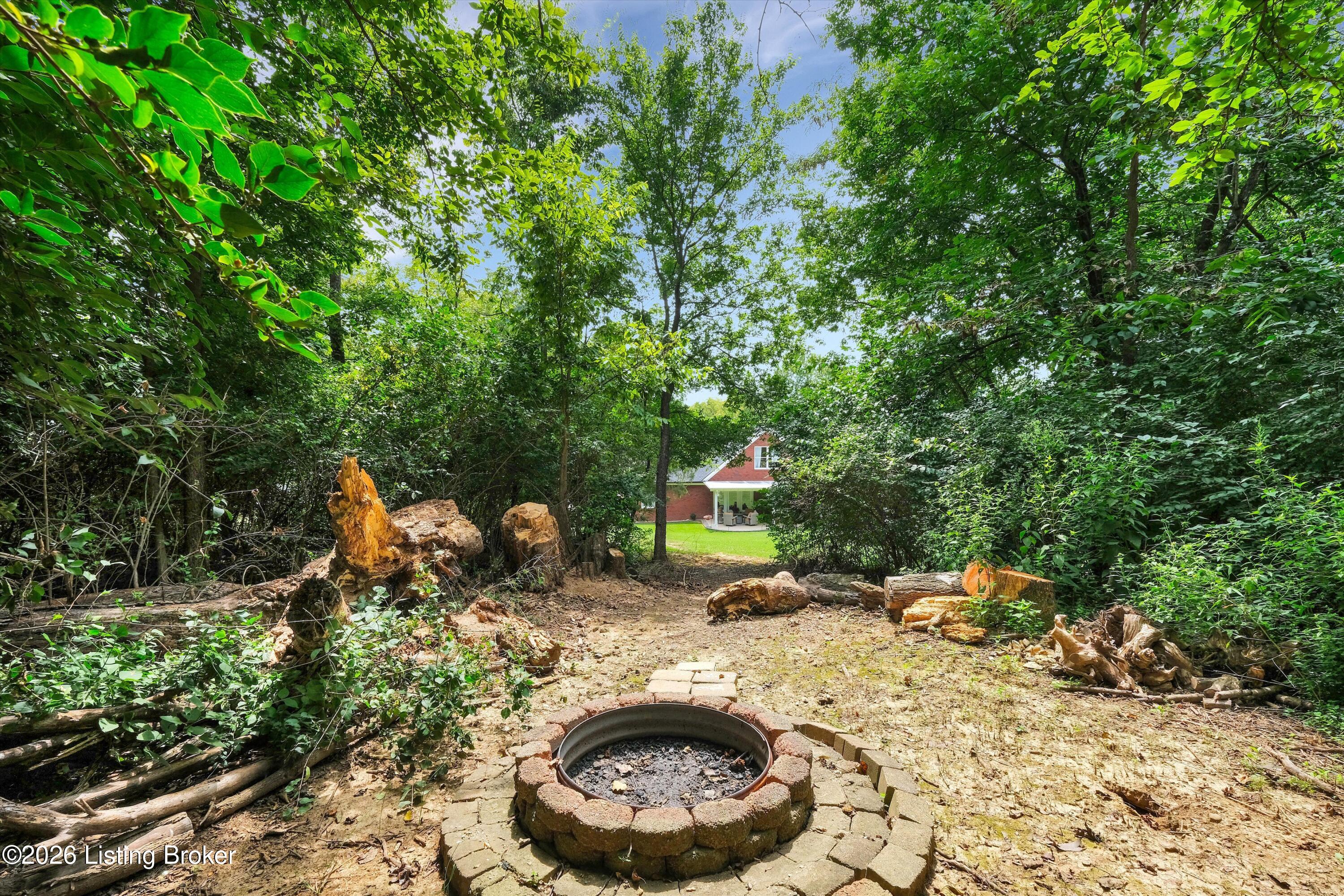 106 Cherry Hills Ln