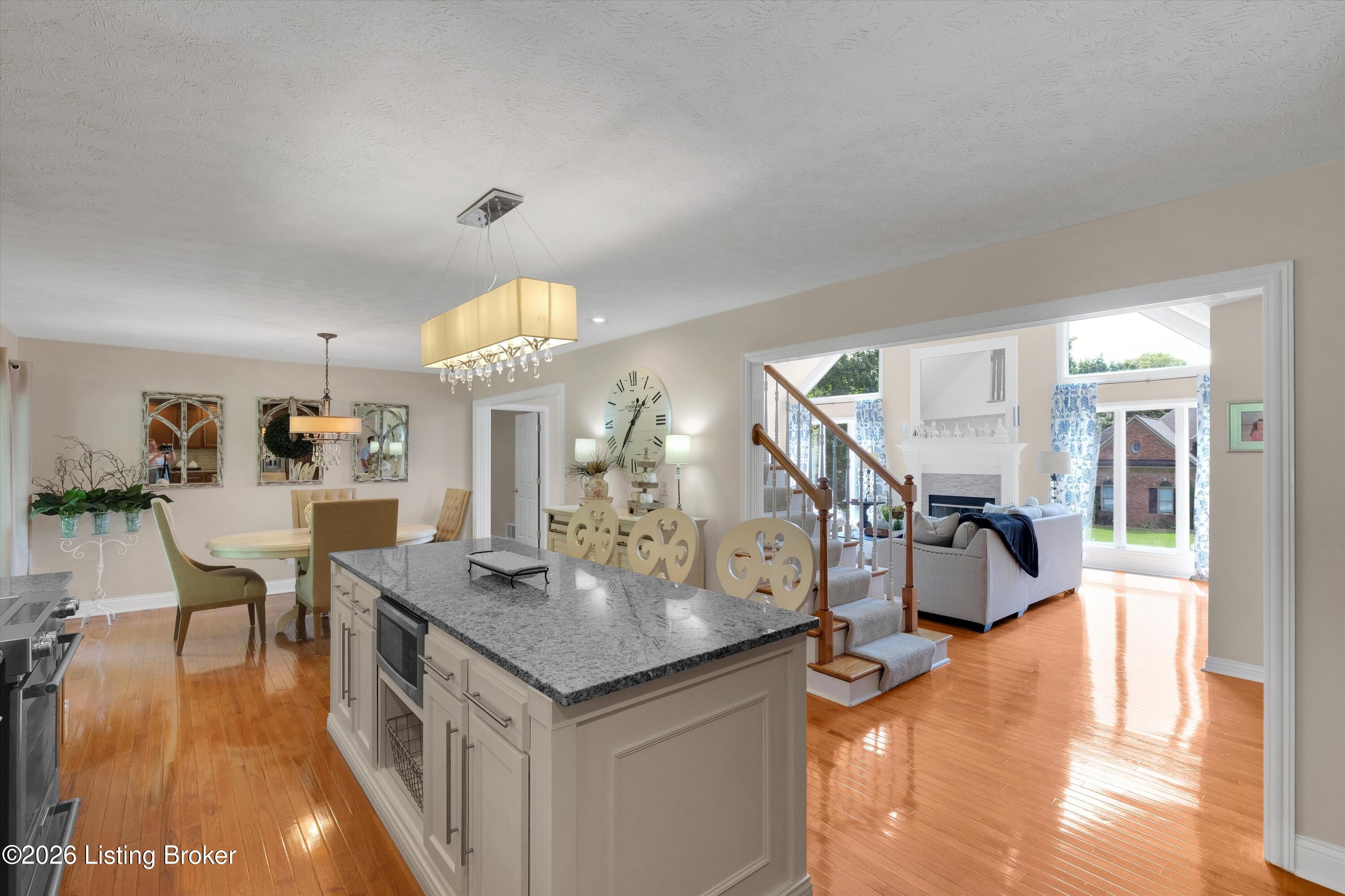106 Cherry Hills Ln