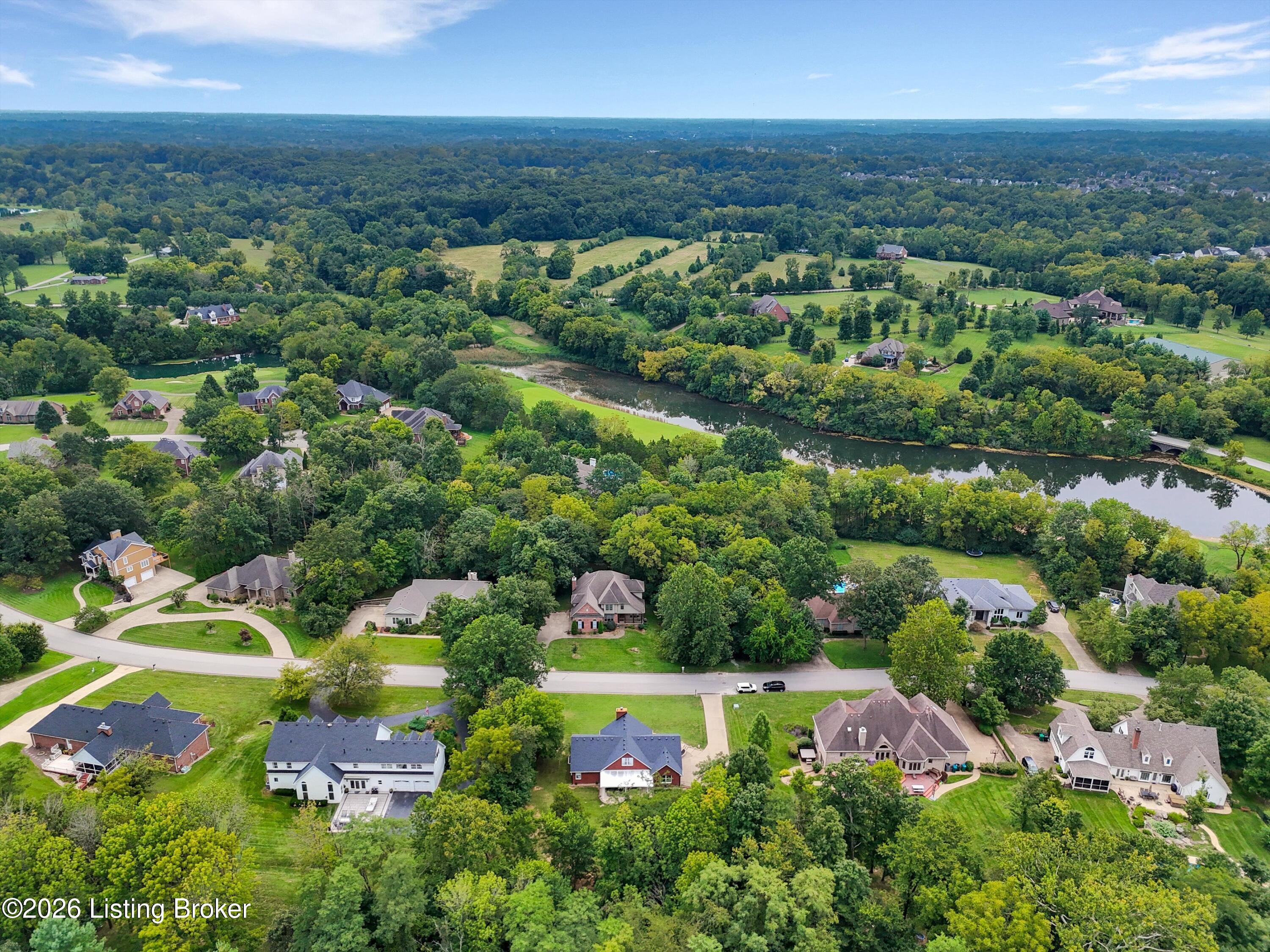 106 Cherry Hills Ln