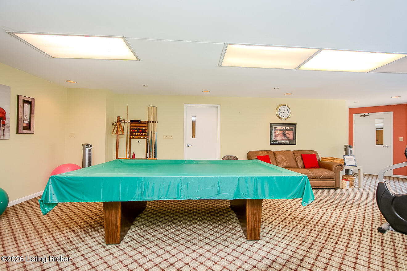 8605 Shelbyville Rd APT 126