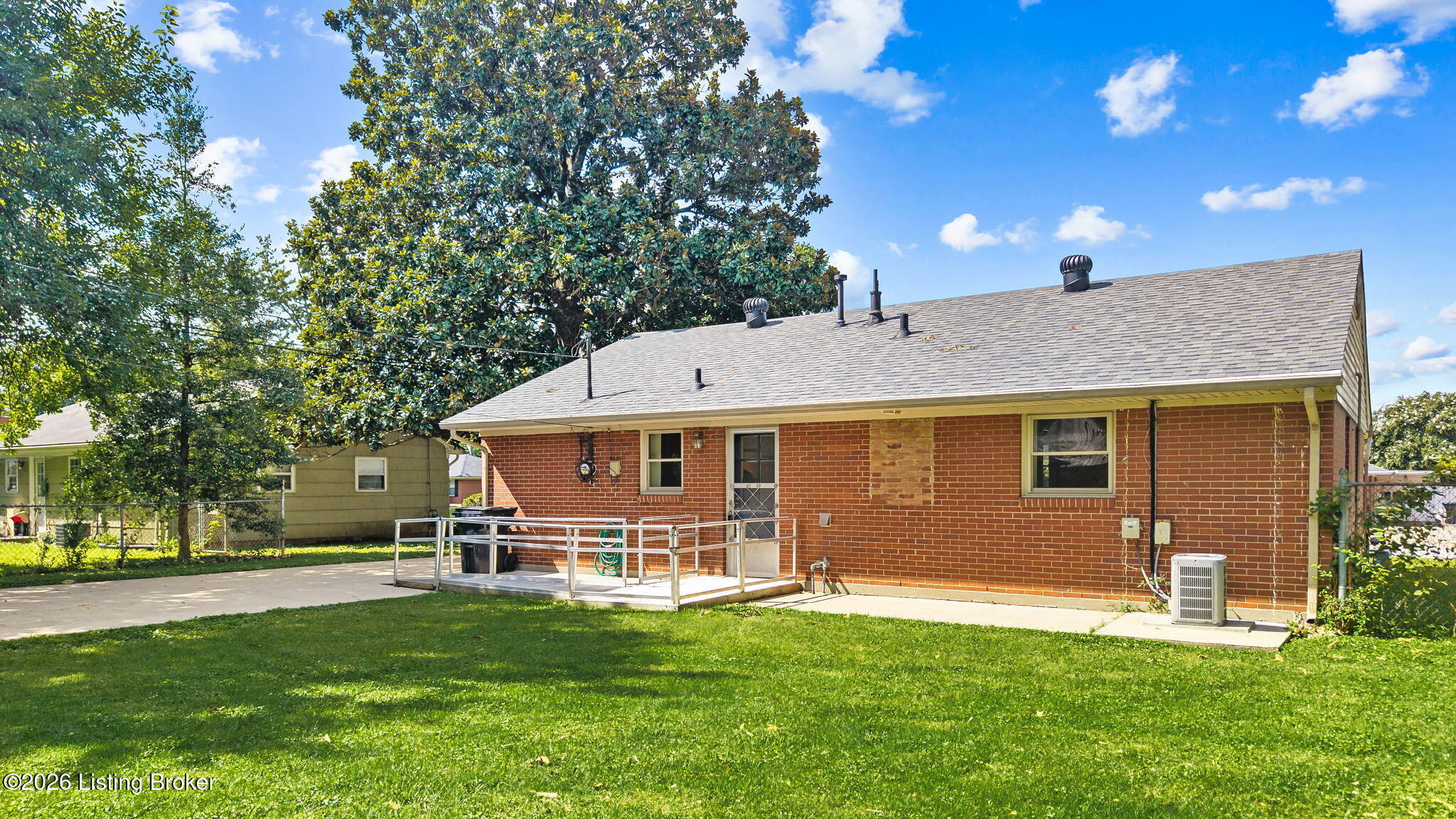 3107 Maywood Pl