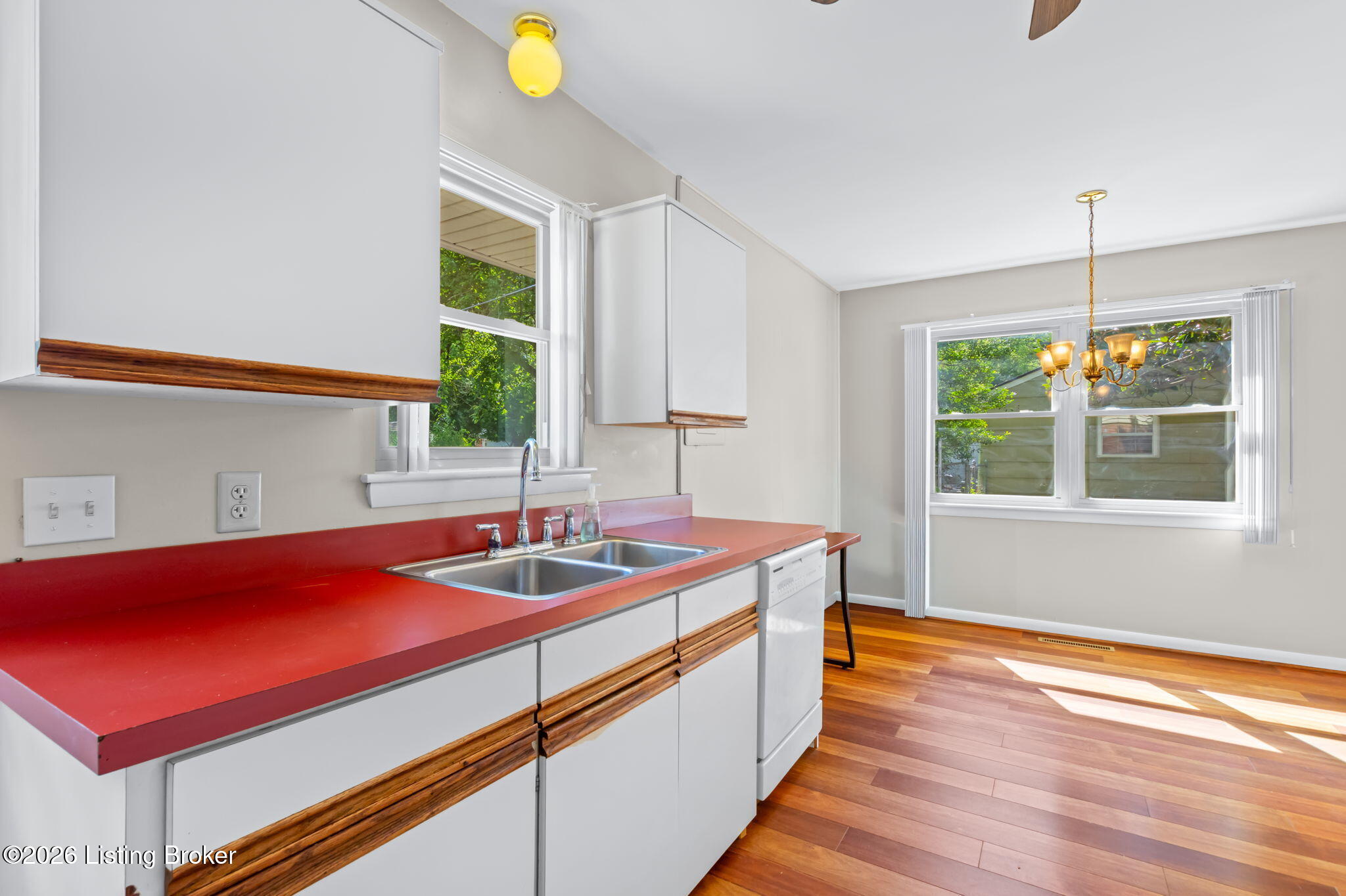 3107 Maywood Pl