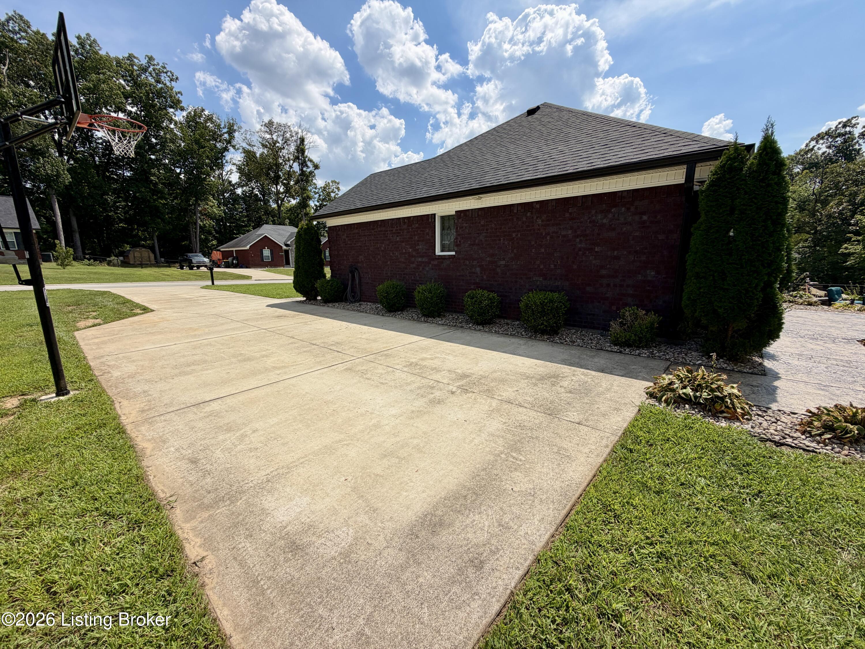 125 Peabody Loop
