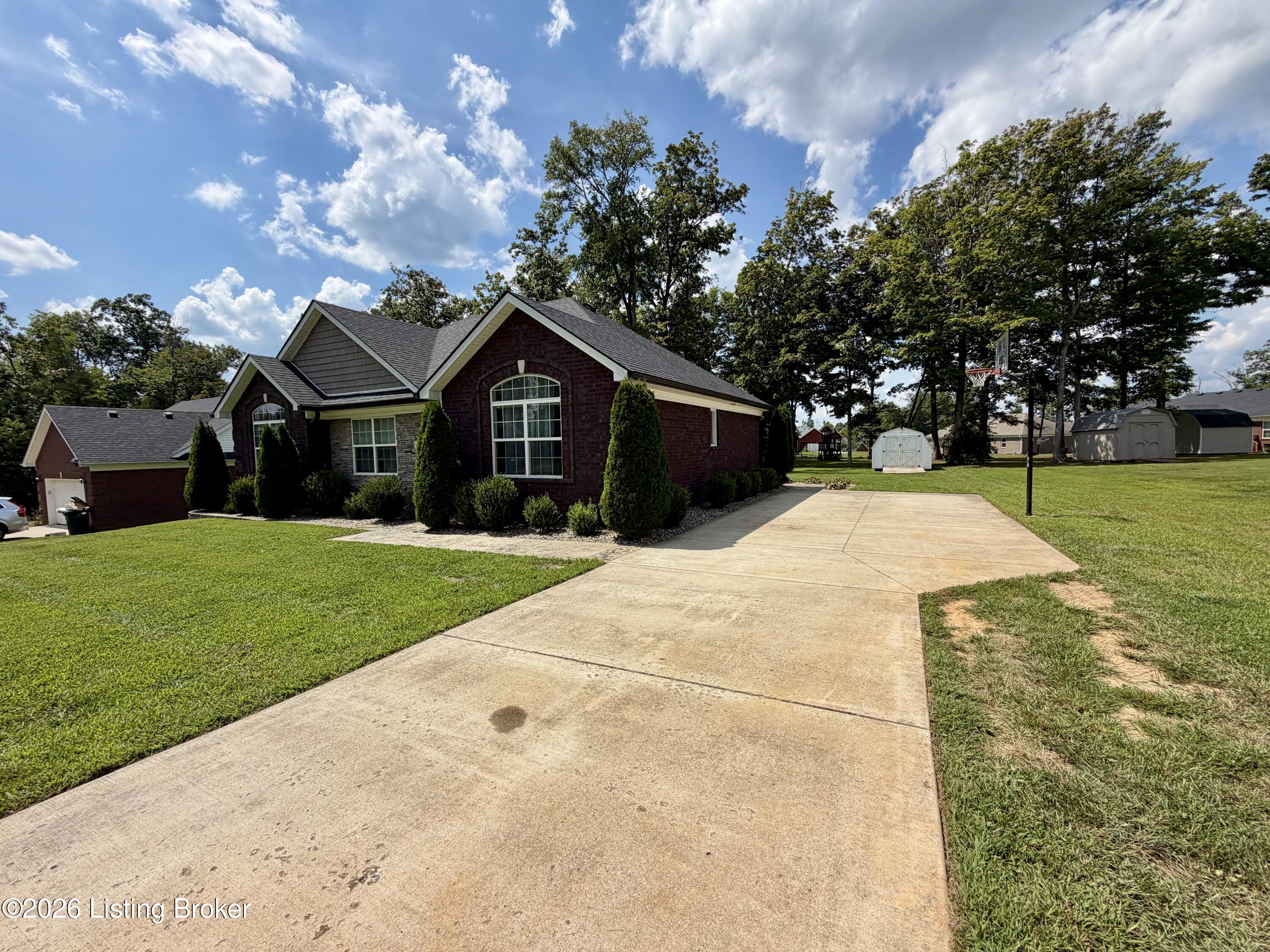 125 Peabody Loop