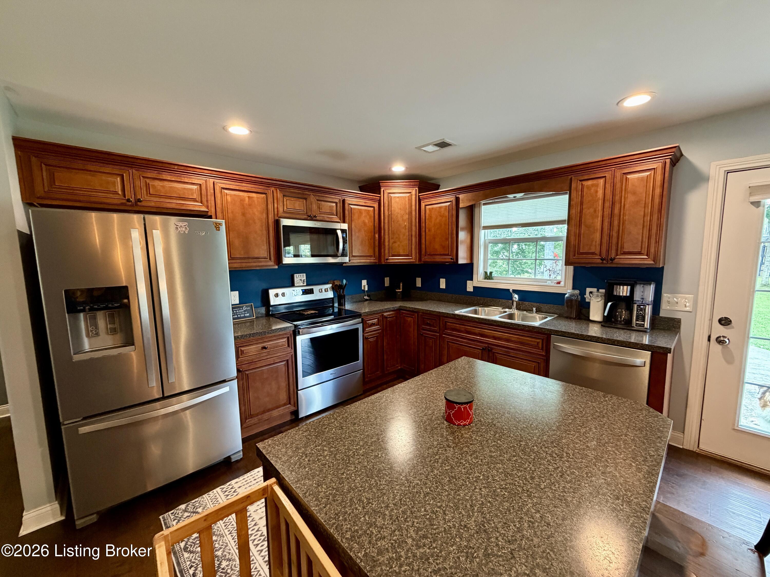 125 Peabody Loop