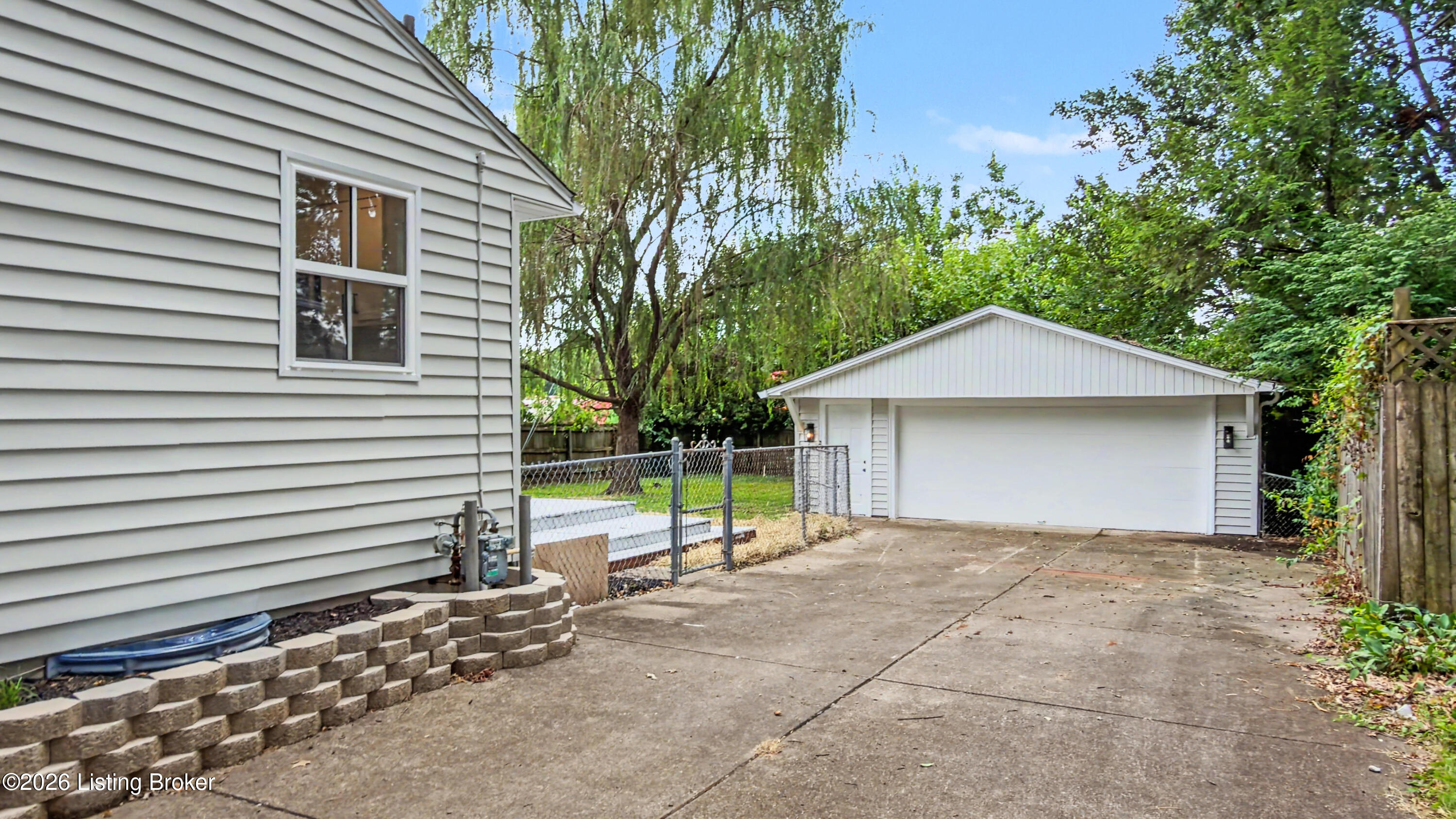2813 Rio Rita Ave