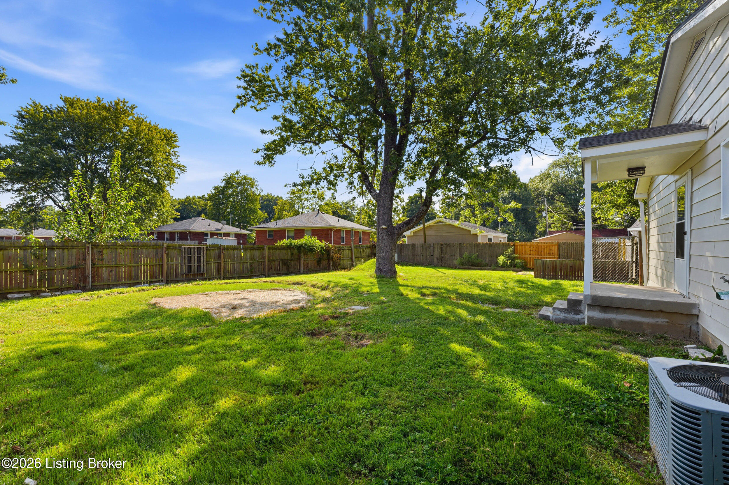 5010 Belmont Ave