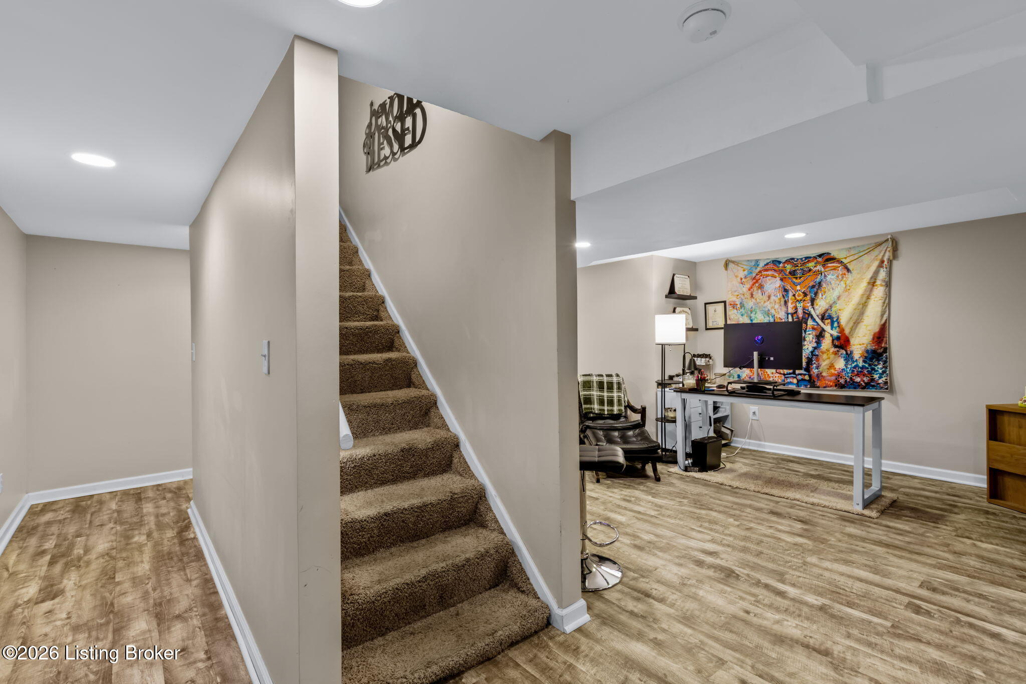 7404 Arapaho Dr
