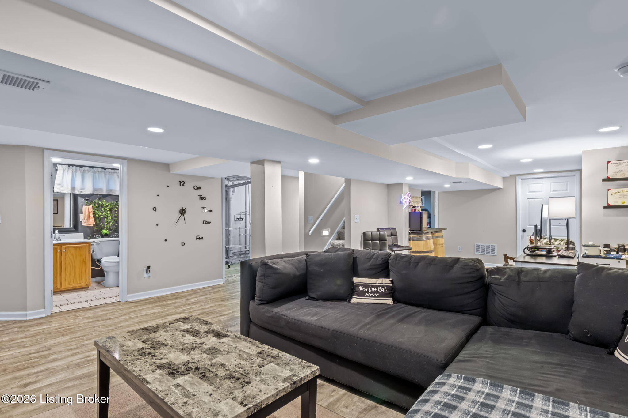 7404 Arapaho Dr