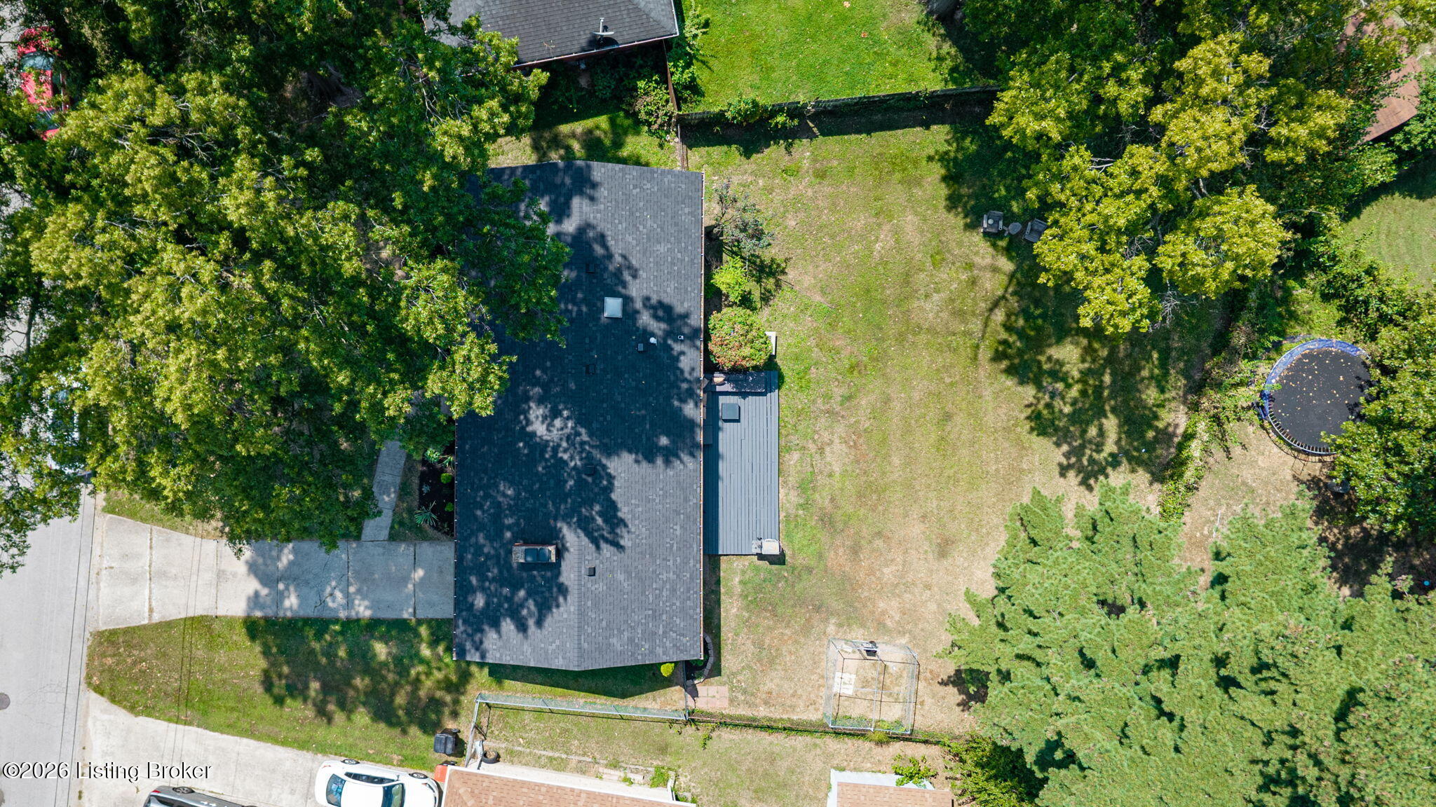 7404 Arapaho Dr