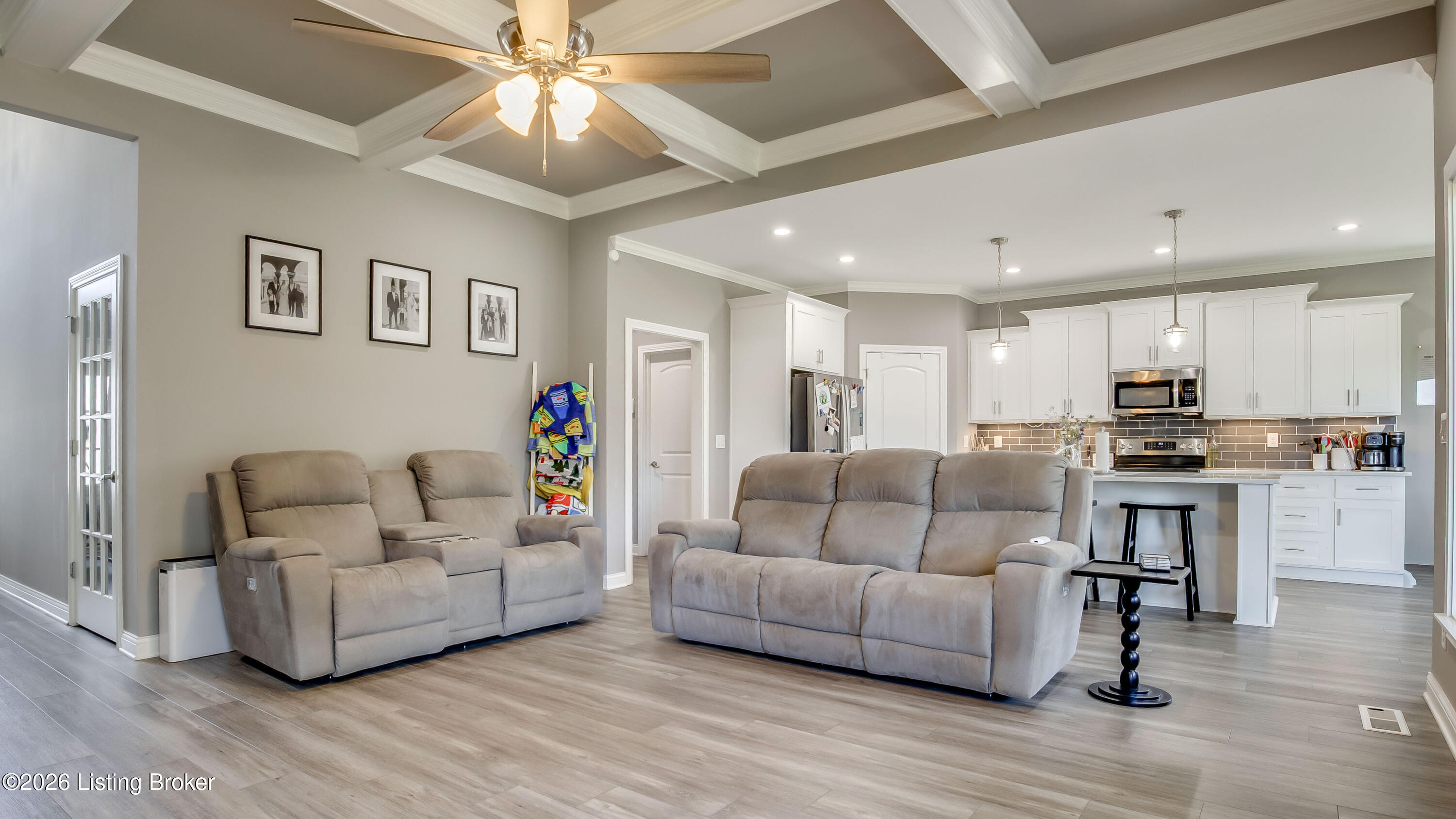 361 Williamsburg Dr