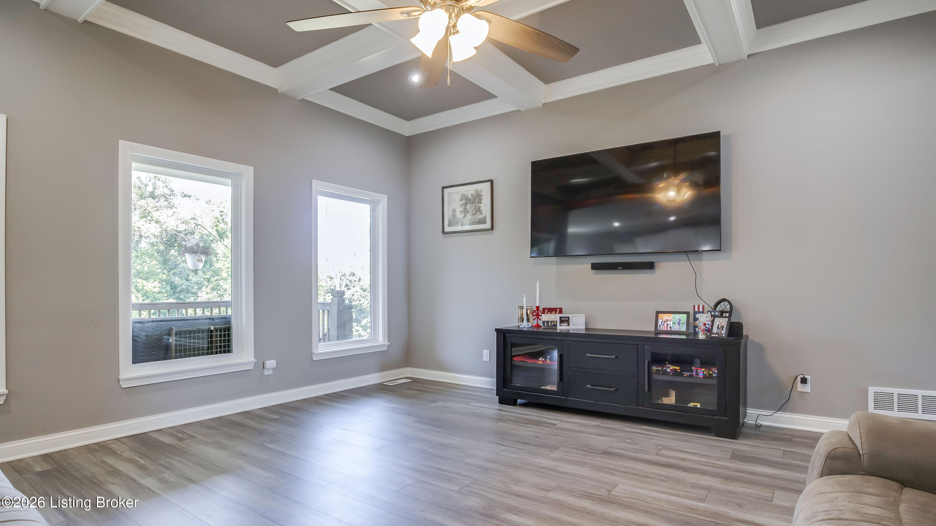 361 Williamsburg Dr