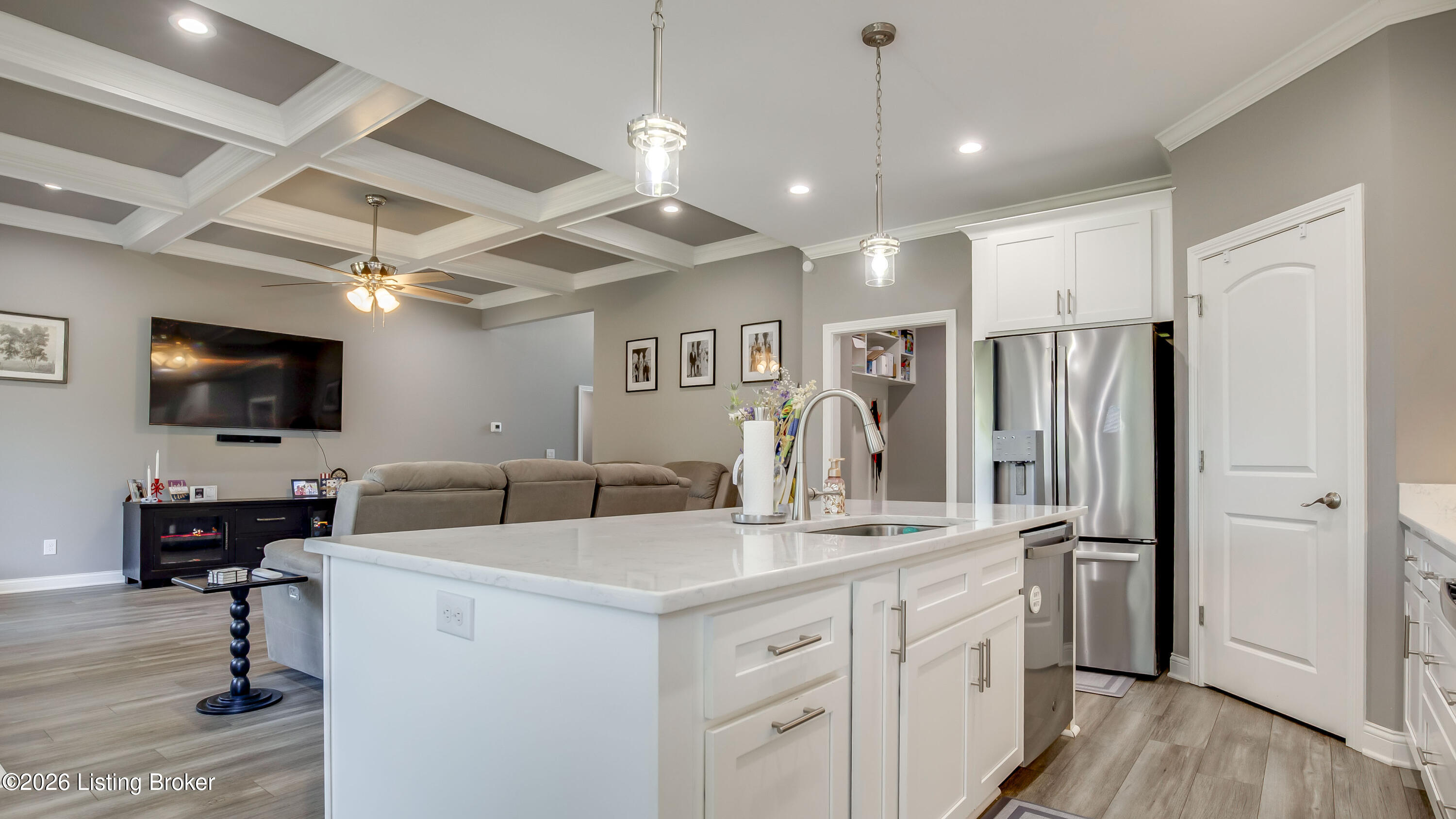 361 Williamsburg Dr