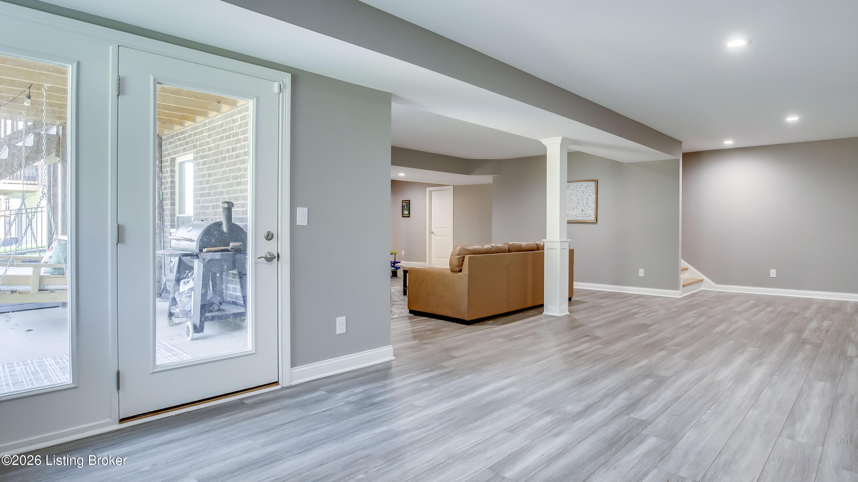 361 Williamsburg Dr