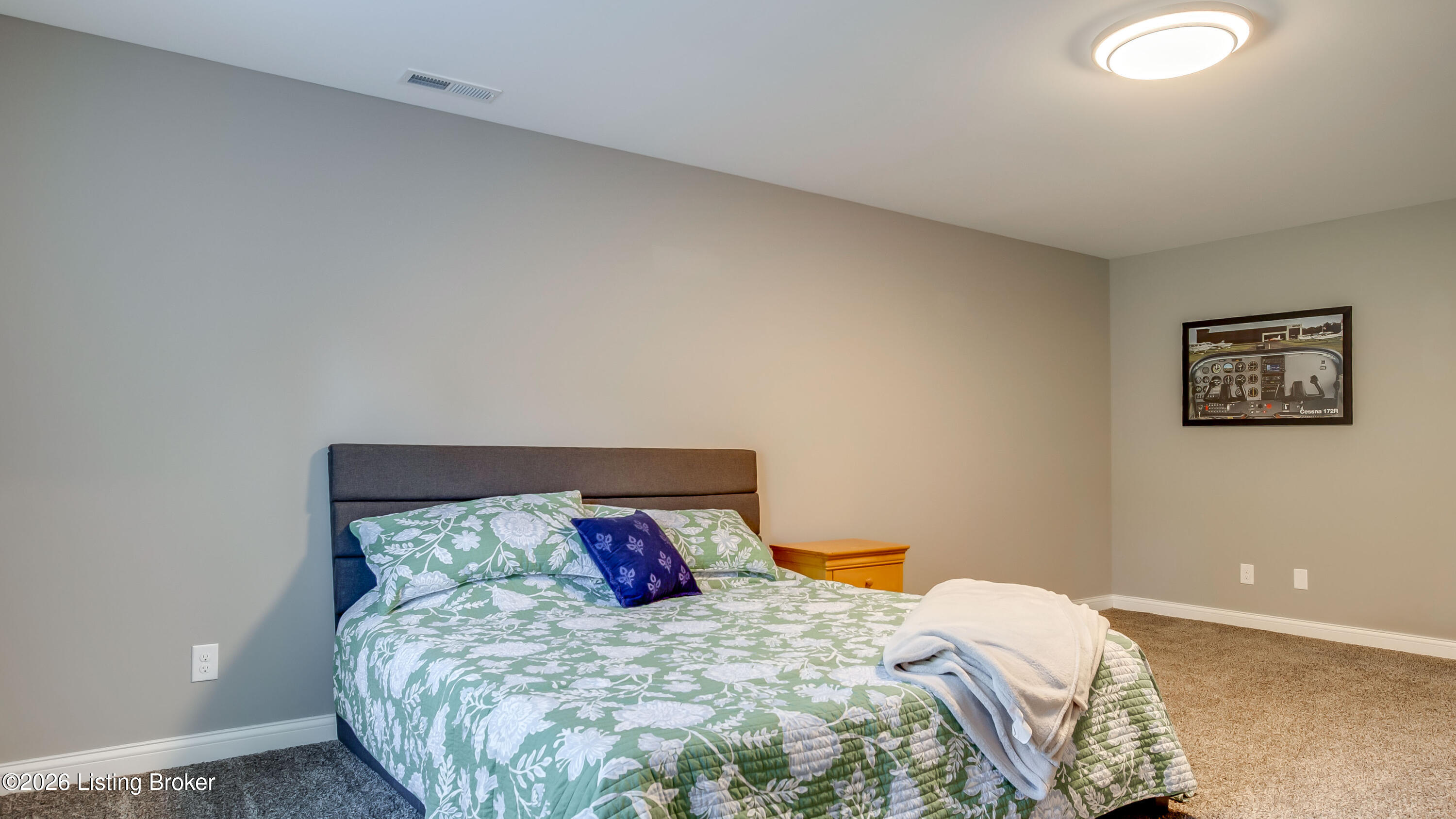 361 Williamsburg Dr