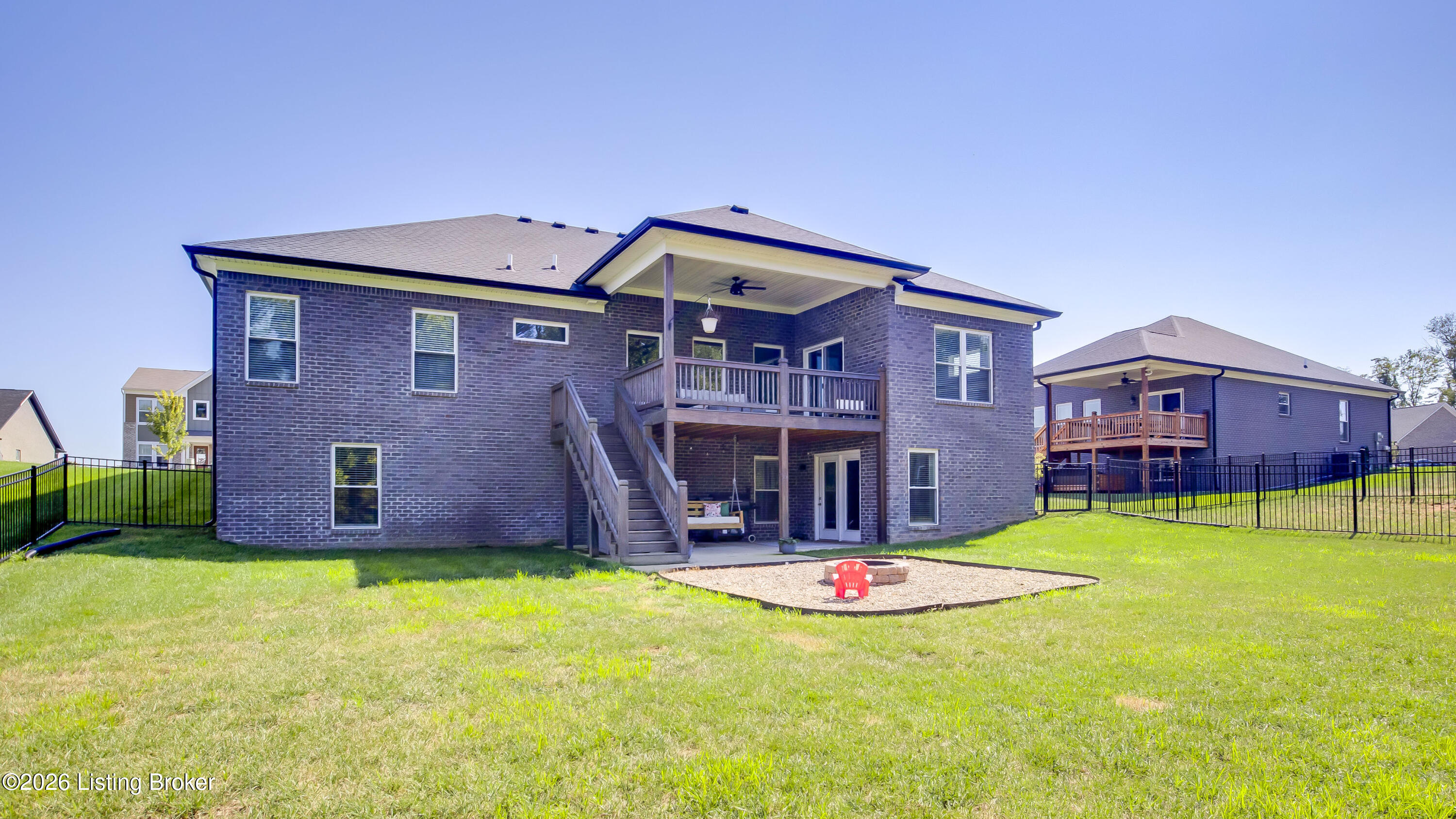 361 Williamsburg Dr