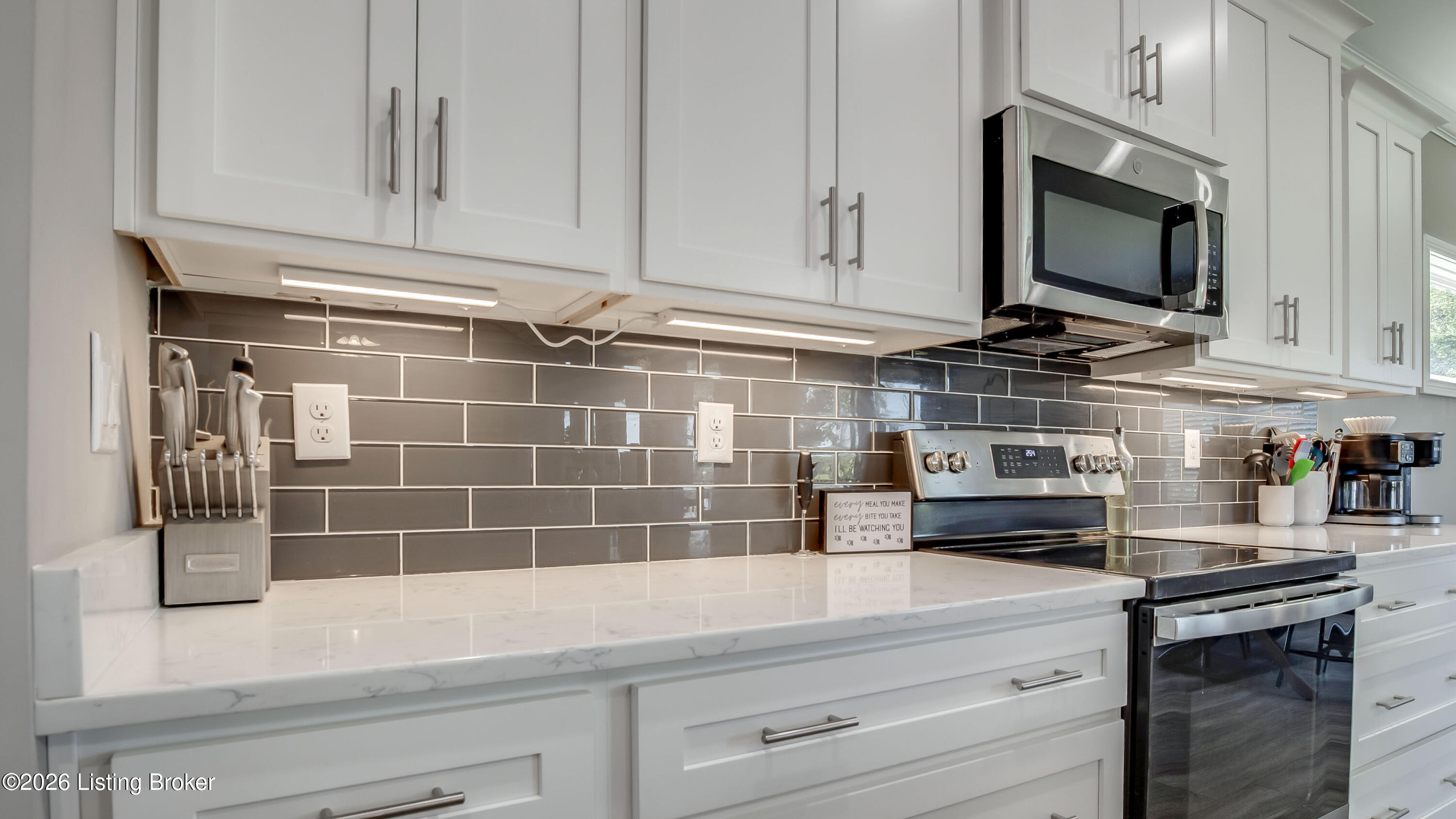 361 Williamsburg Dr