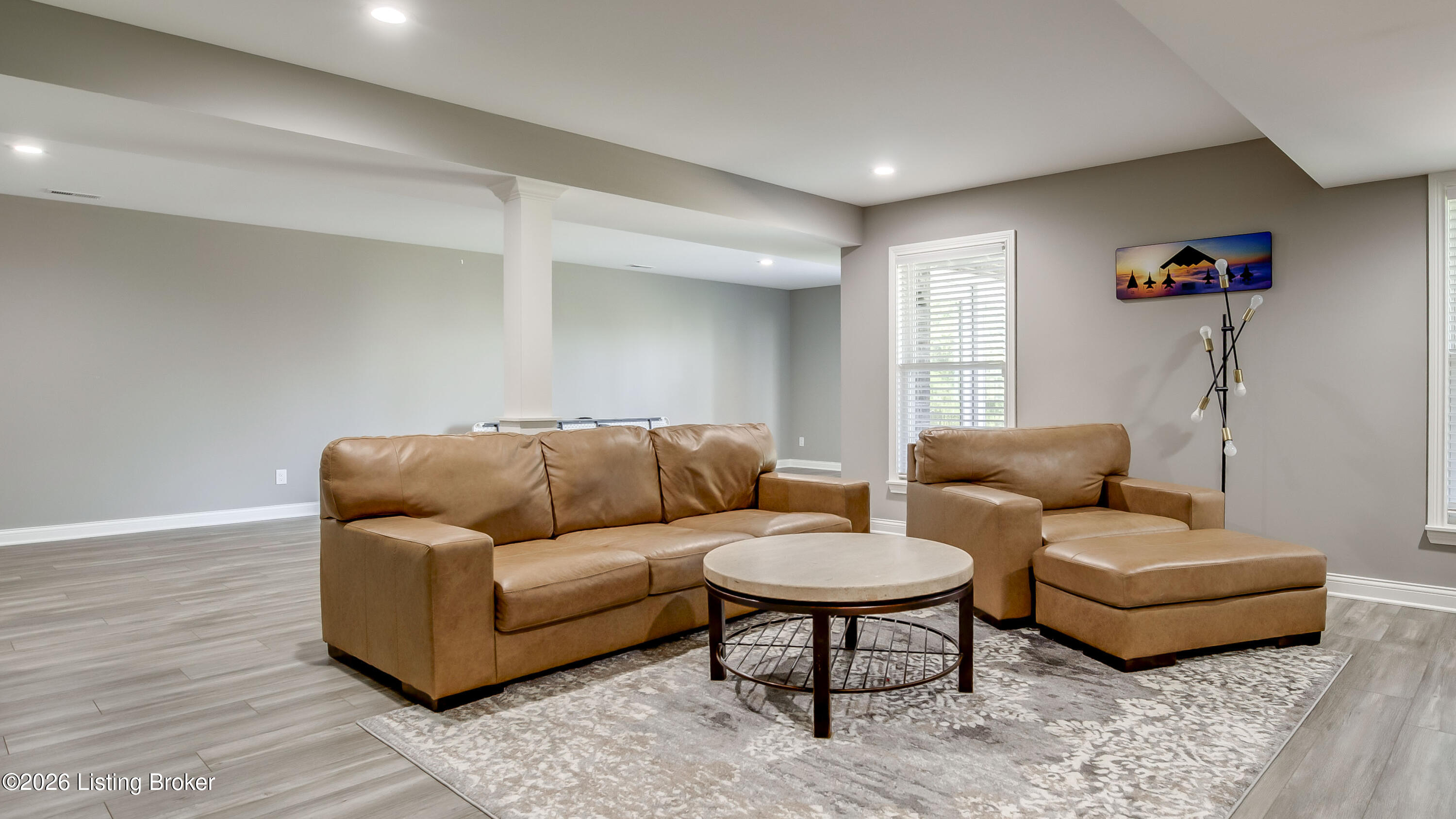361 Williamsburg Dr