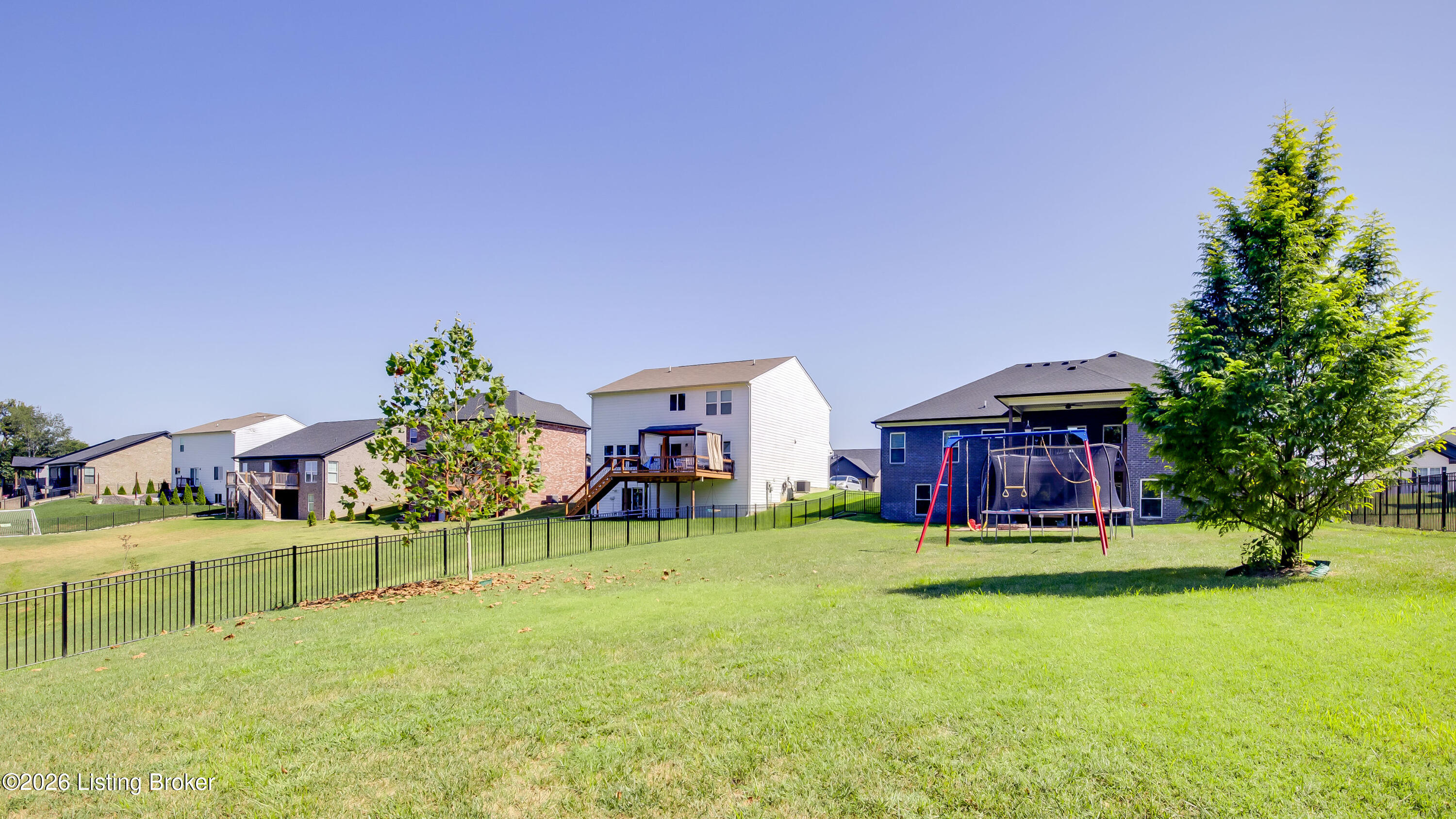 361 Williamsburg Dr