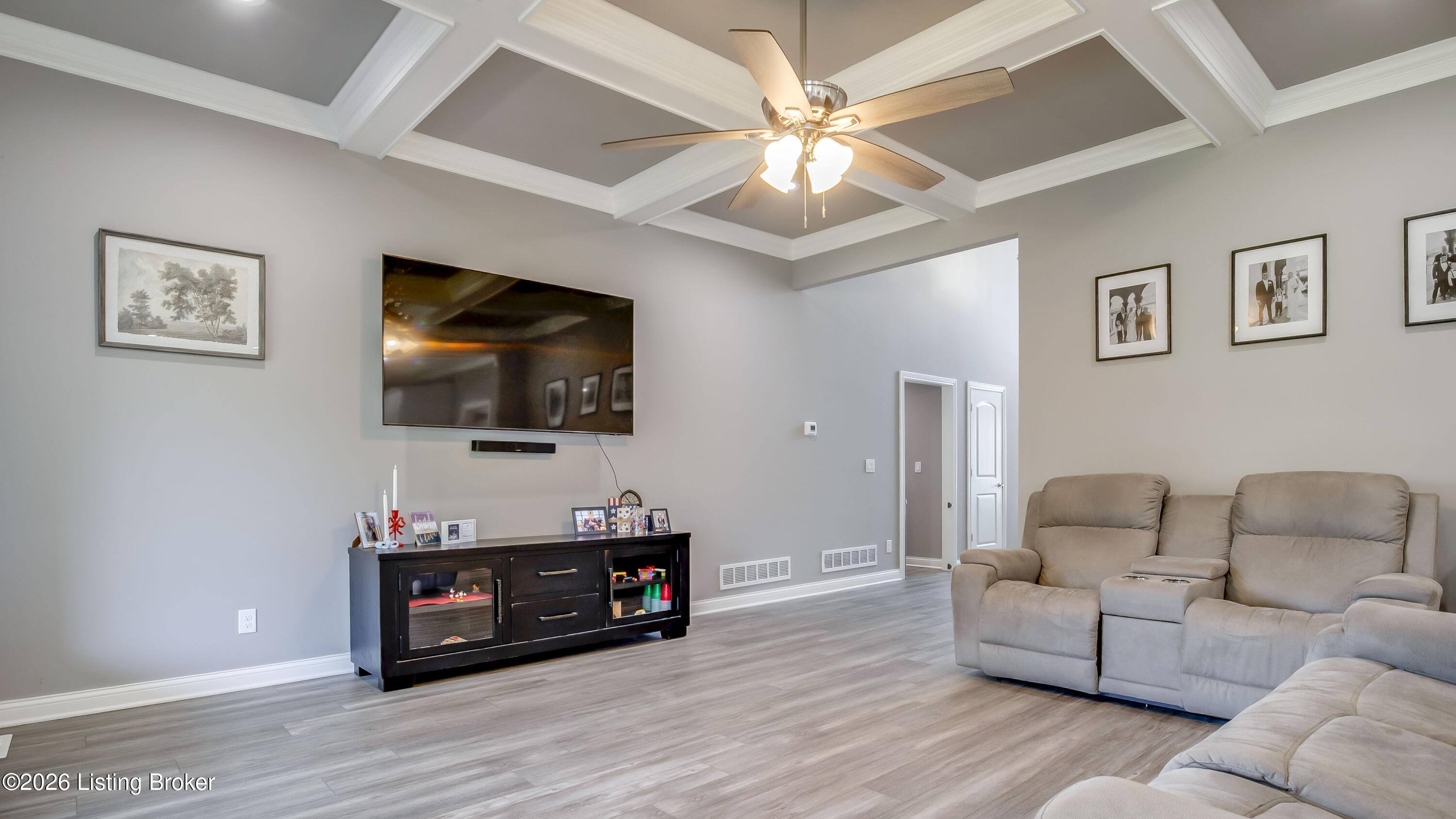 361 Williamsburg Dr