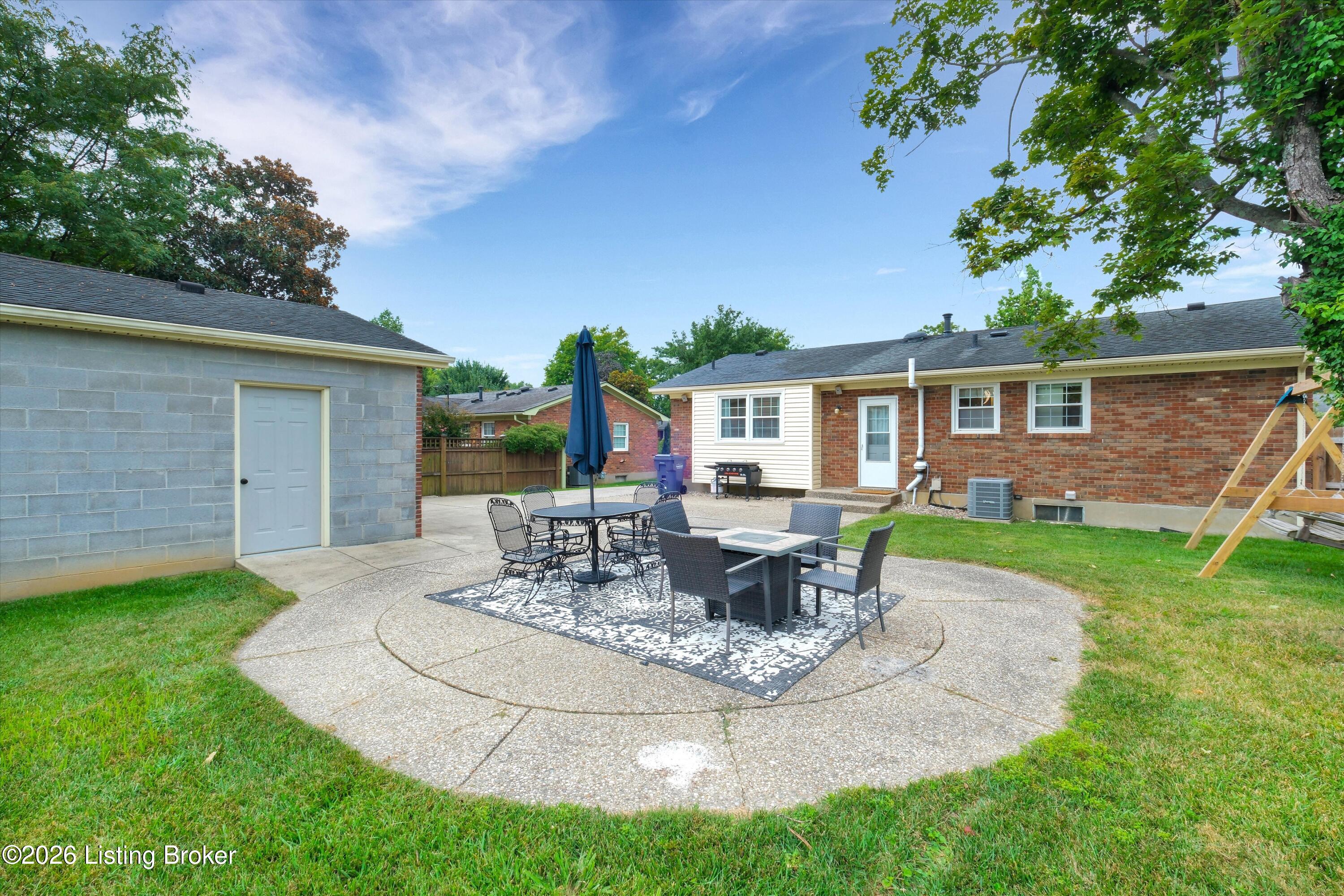 8107 Jasmine Ln