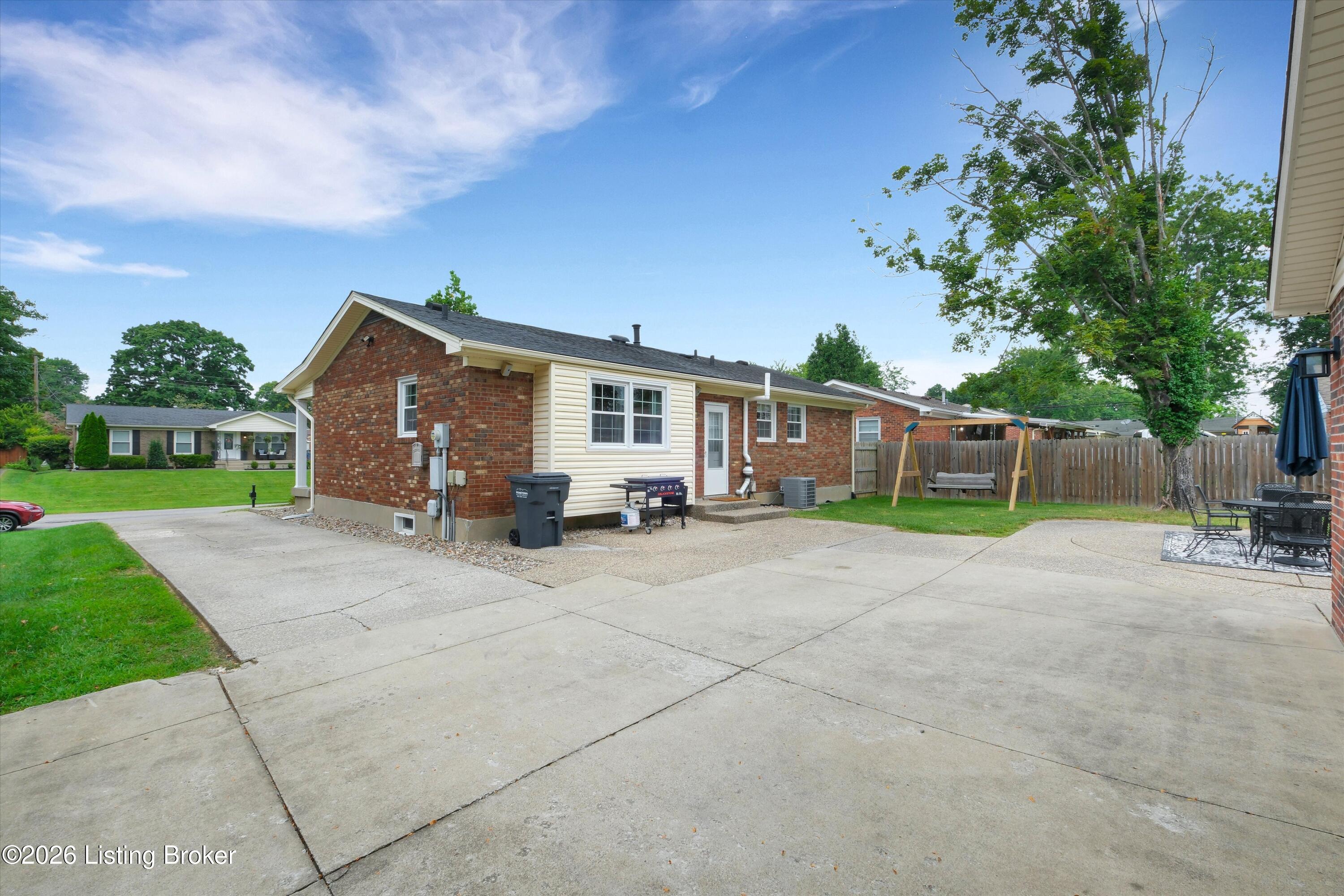 8107 Jasmine Ln