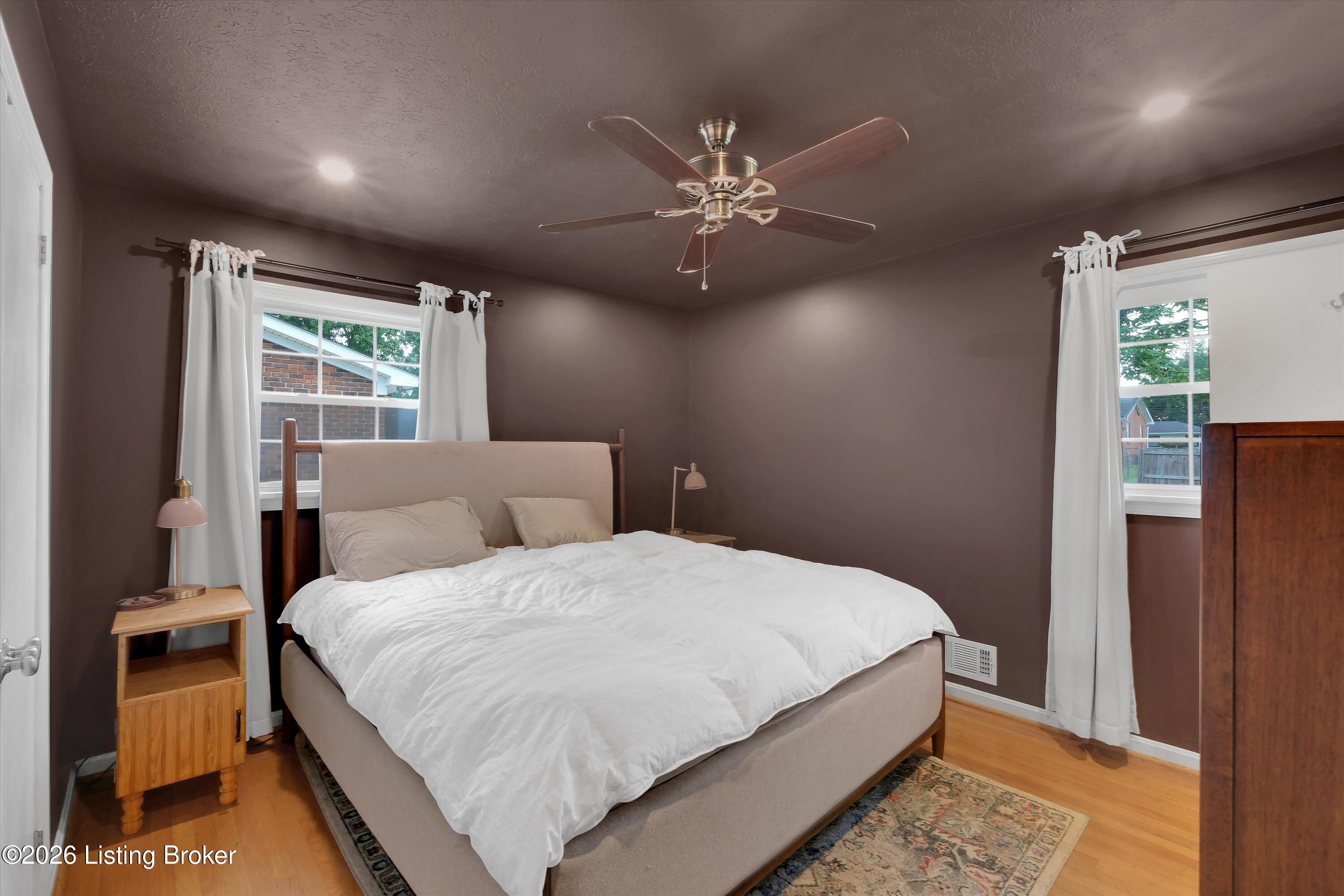 8107 Jasmine Ln