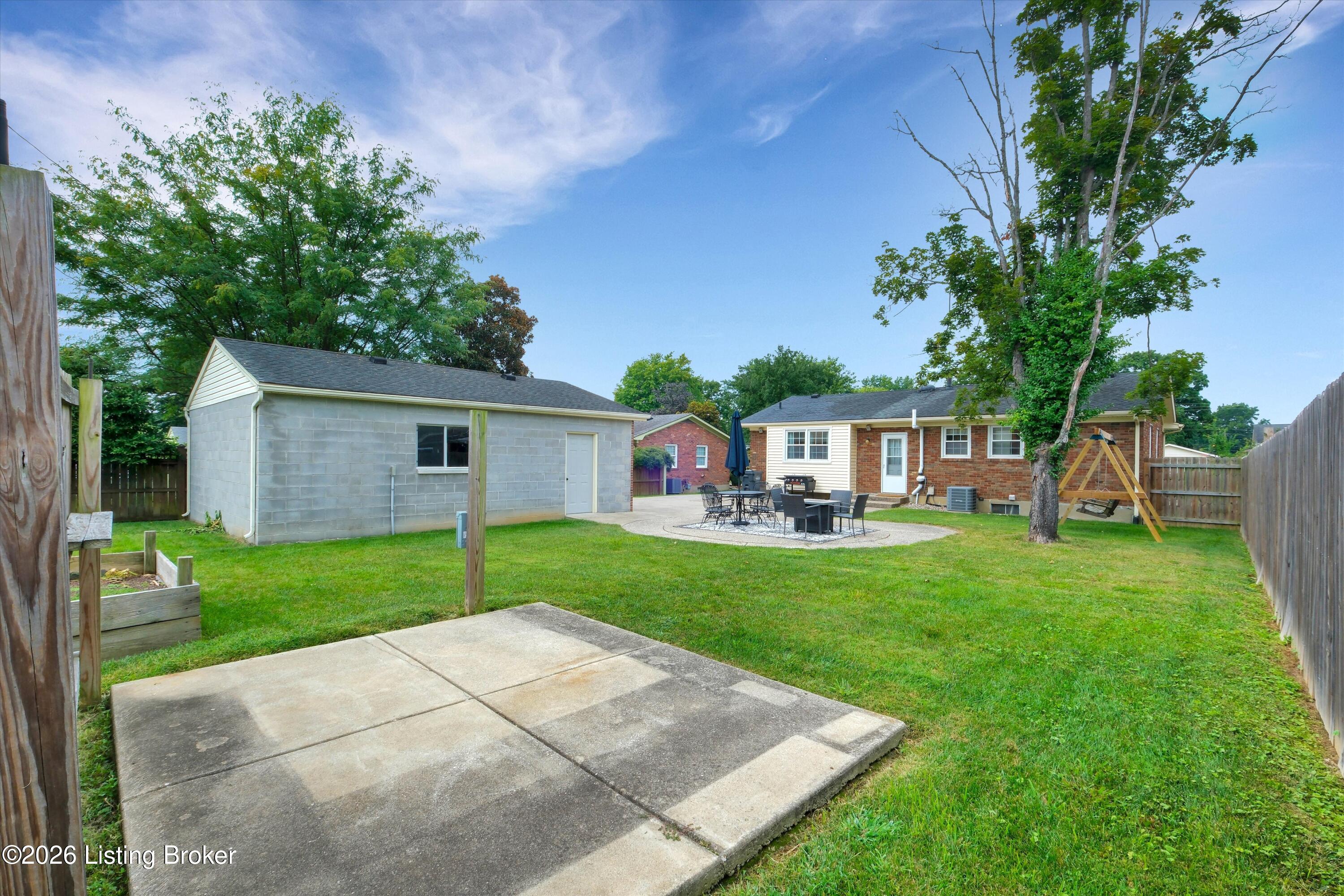8107 Jasmine Ln