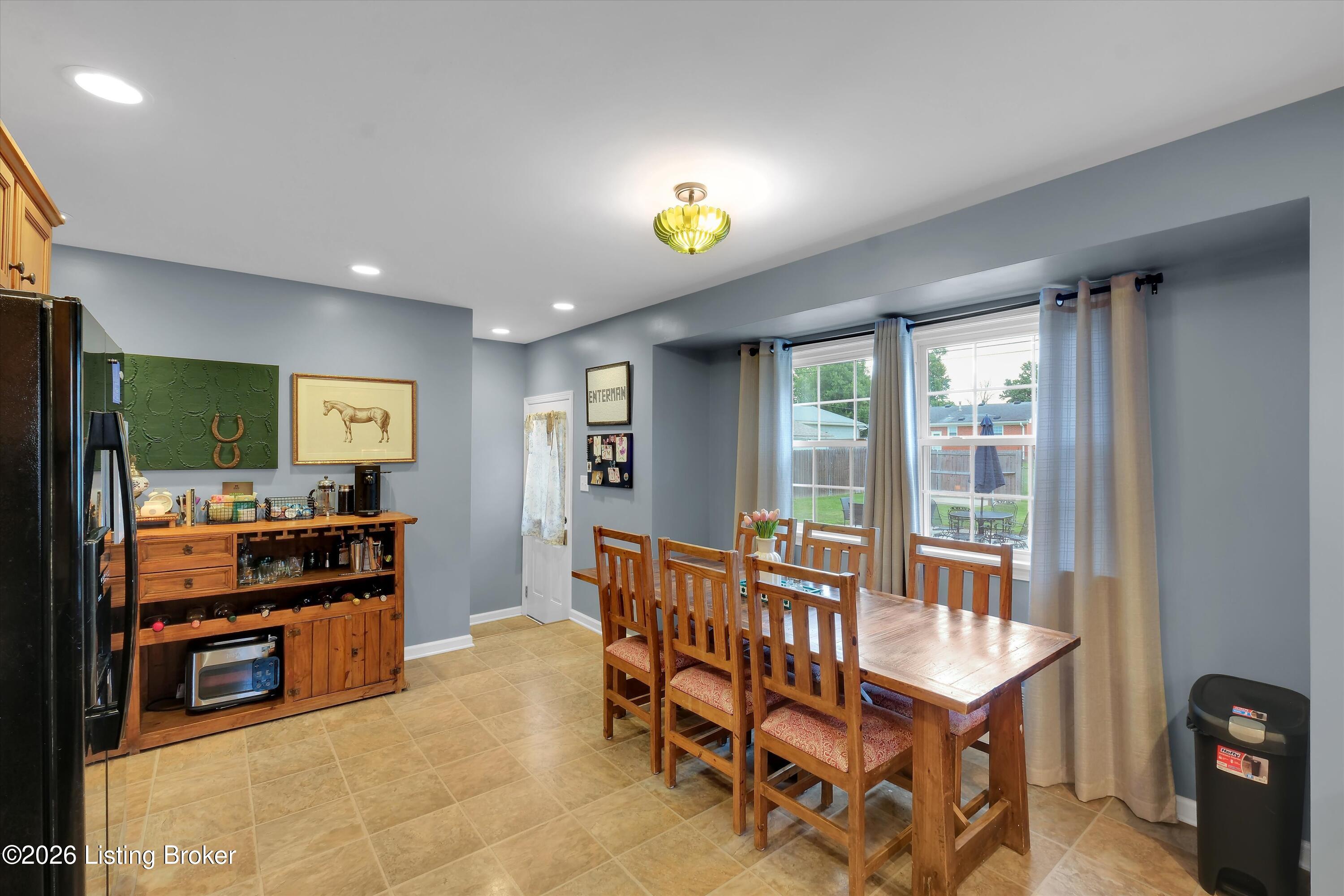 8107 Jasmine Ln
