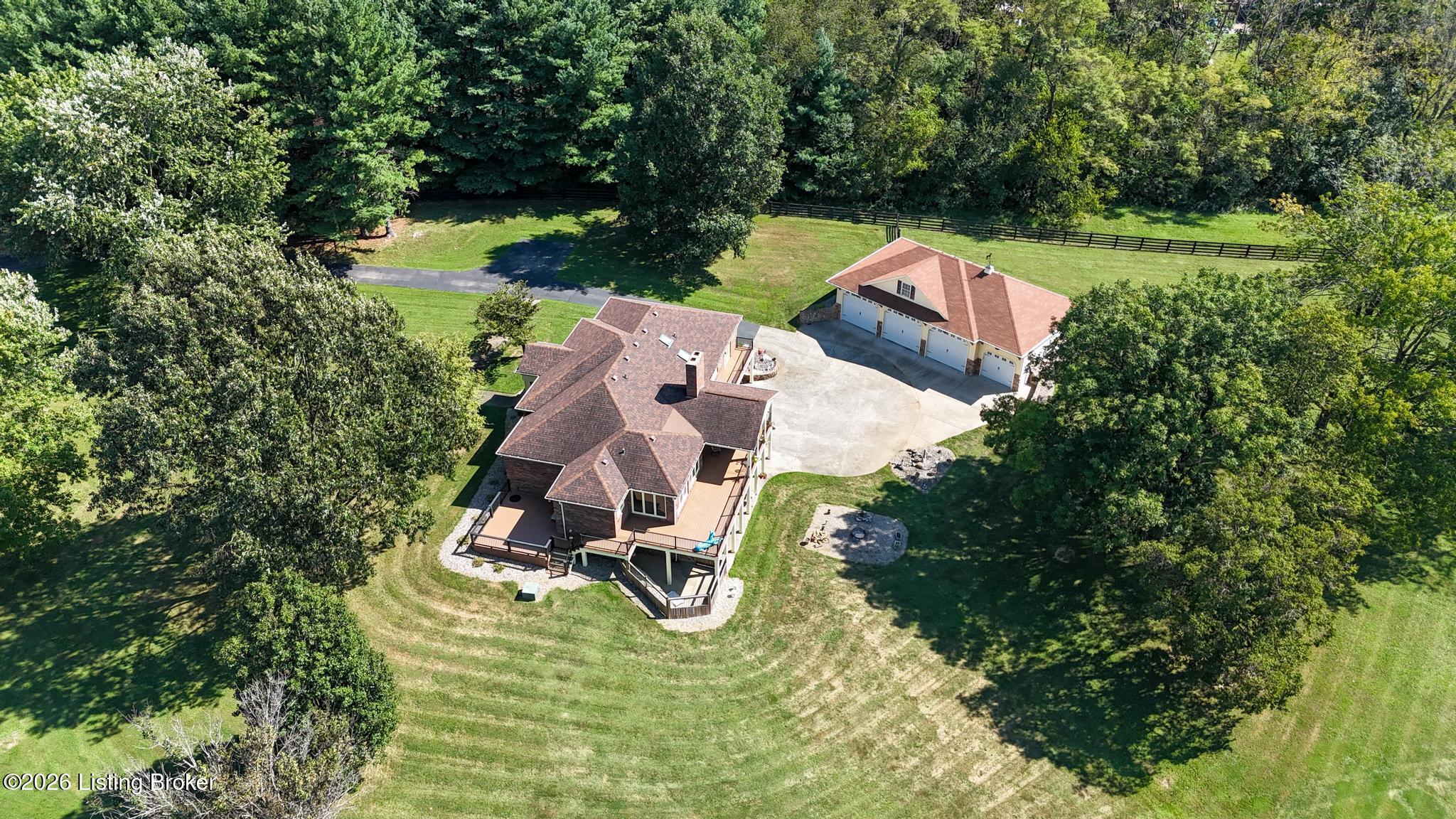2400 Sir Roberts Way
