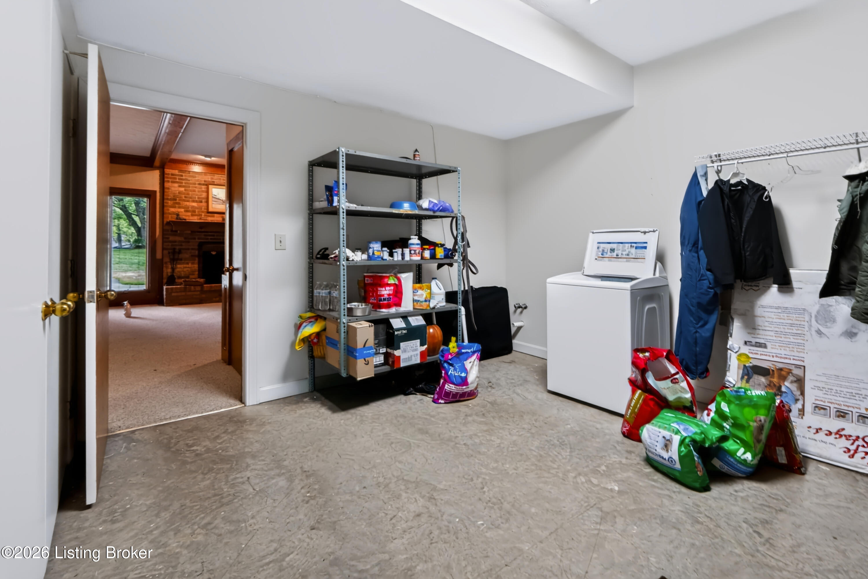 2400 Sir Roberts Way