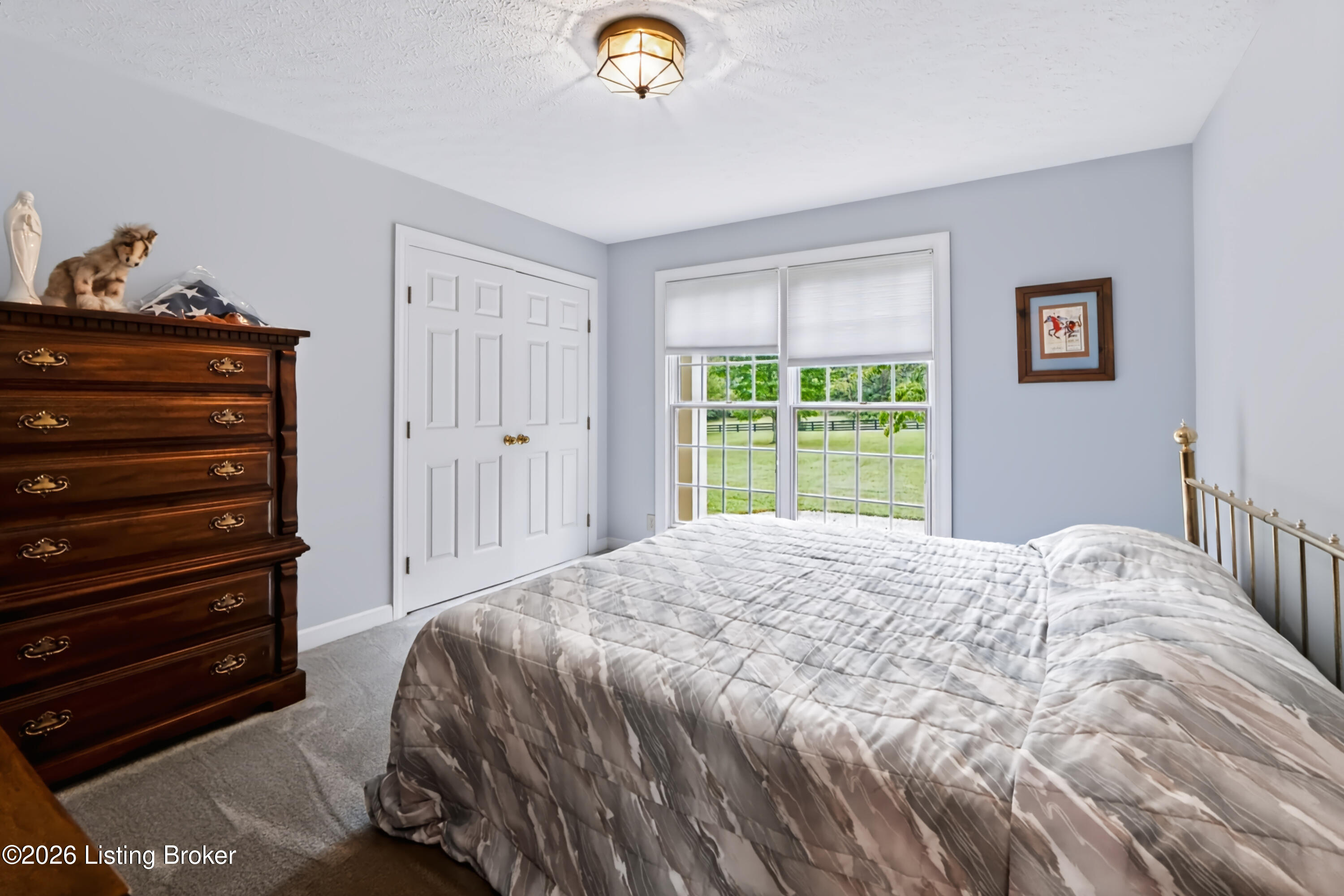2400 Sir Roberts Way
