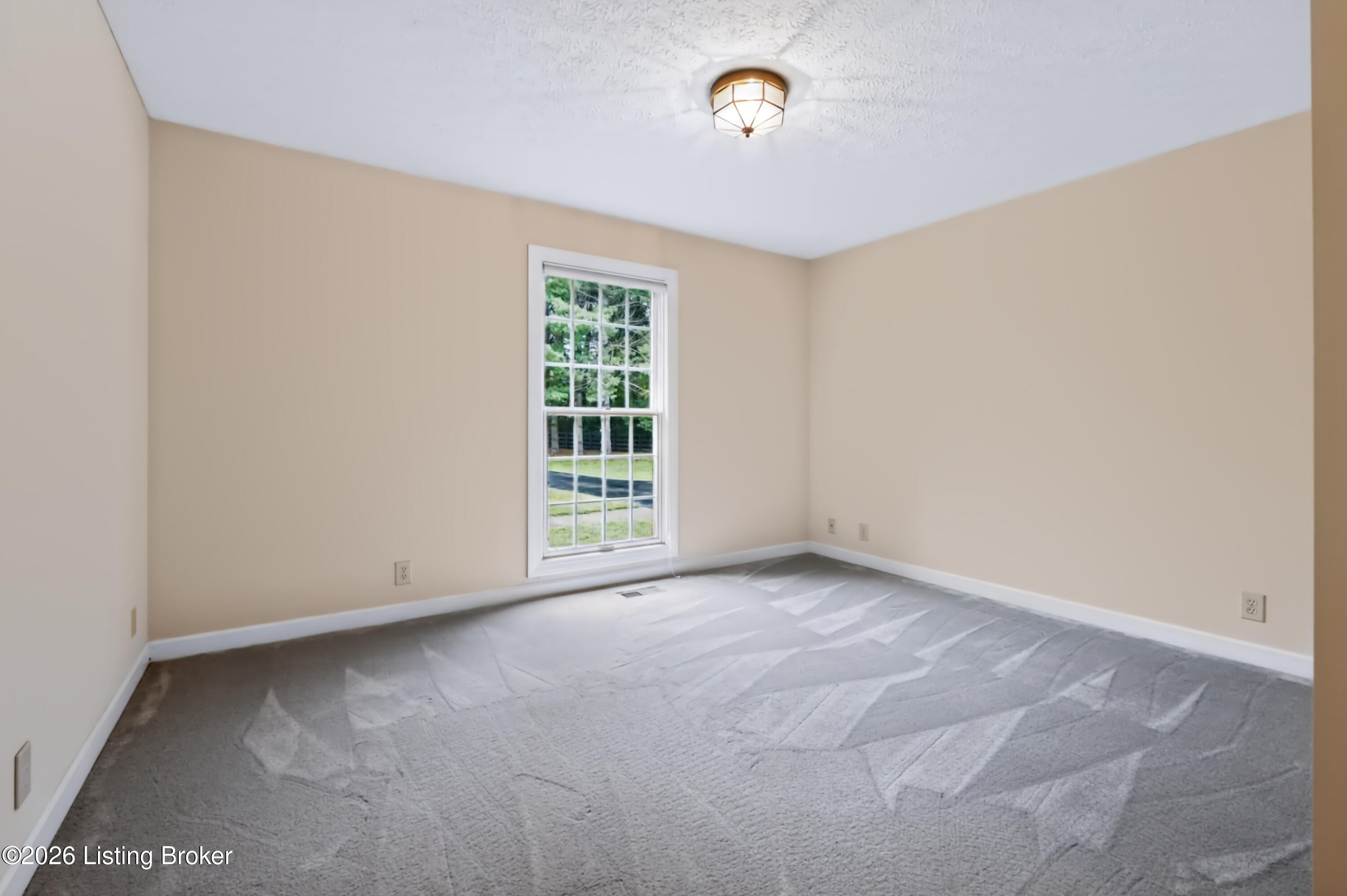 2400 Sir Roberts Way