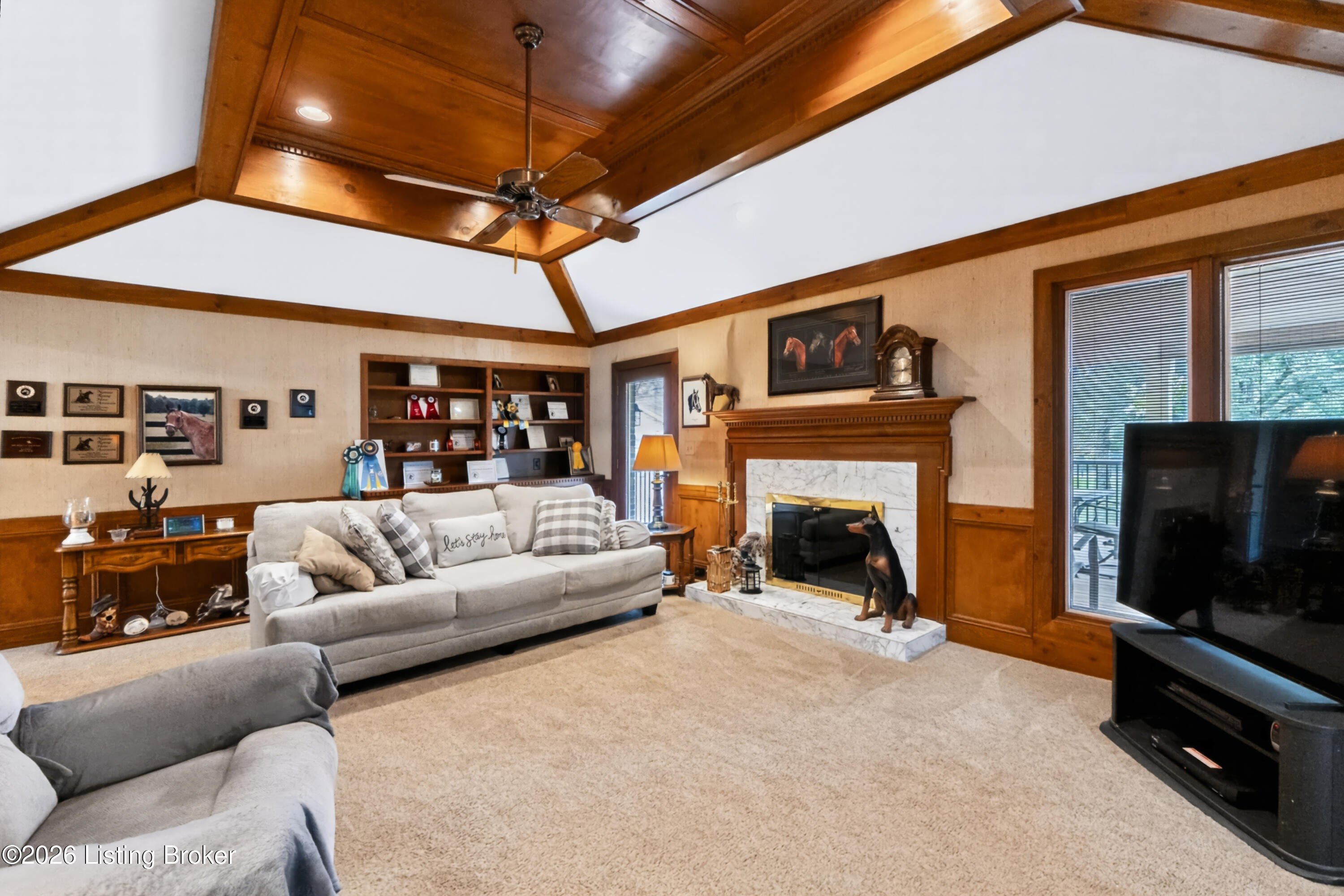 2400 Sir Roberts Way