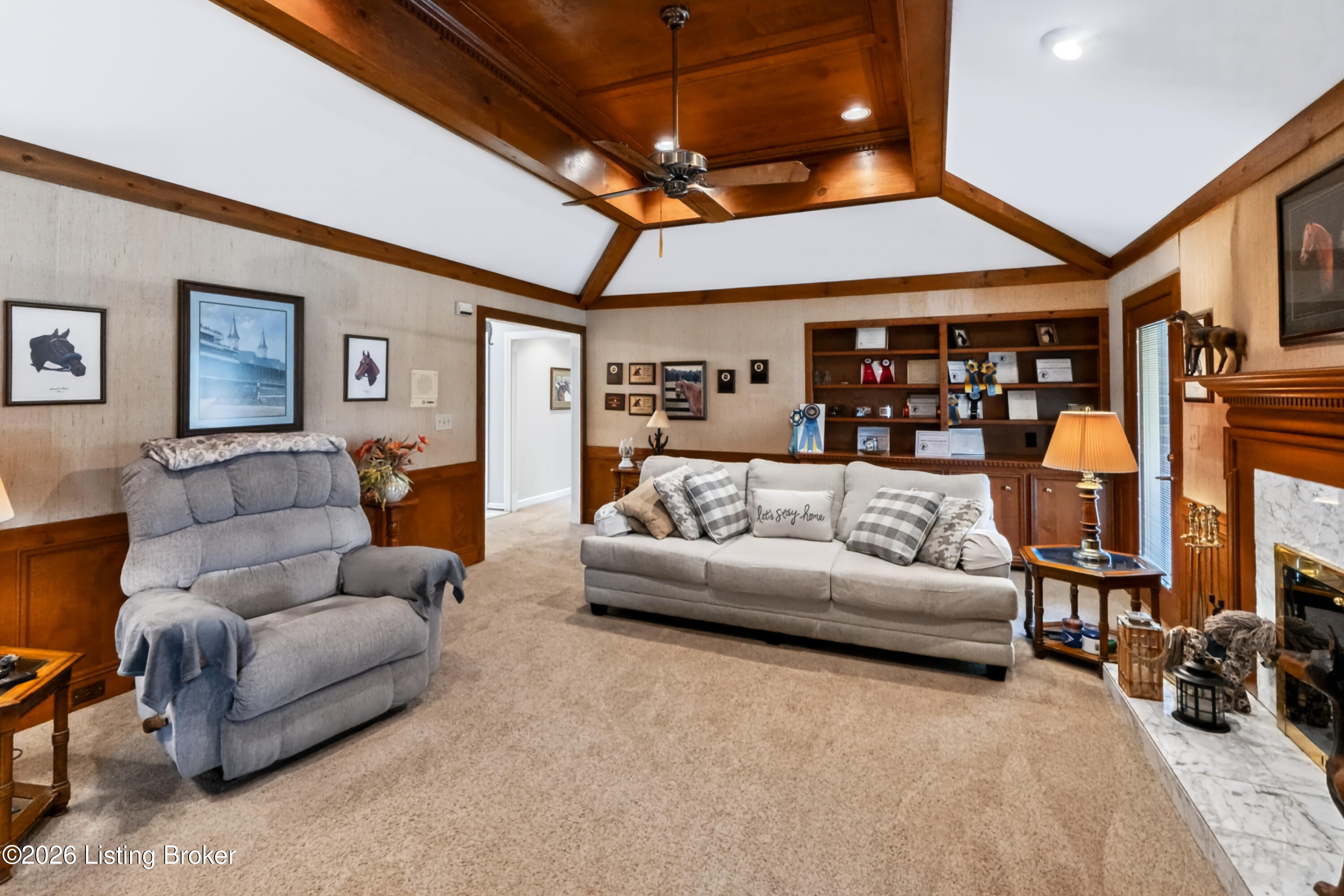 2400 Sir Roberts Way