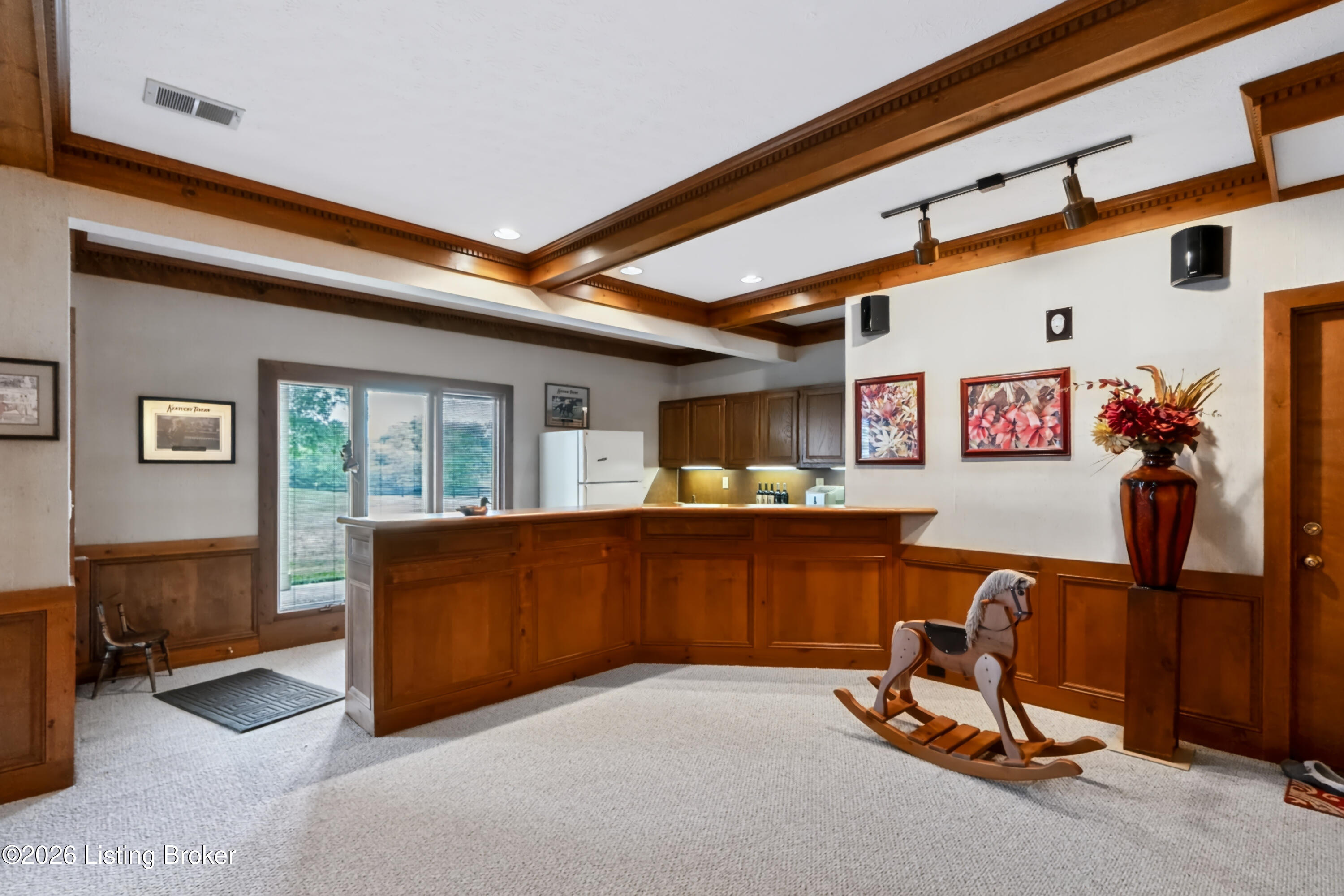 2400 Sir Roberts Way