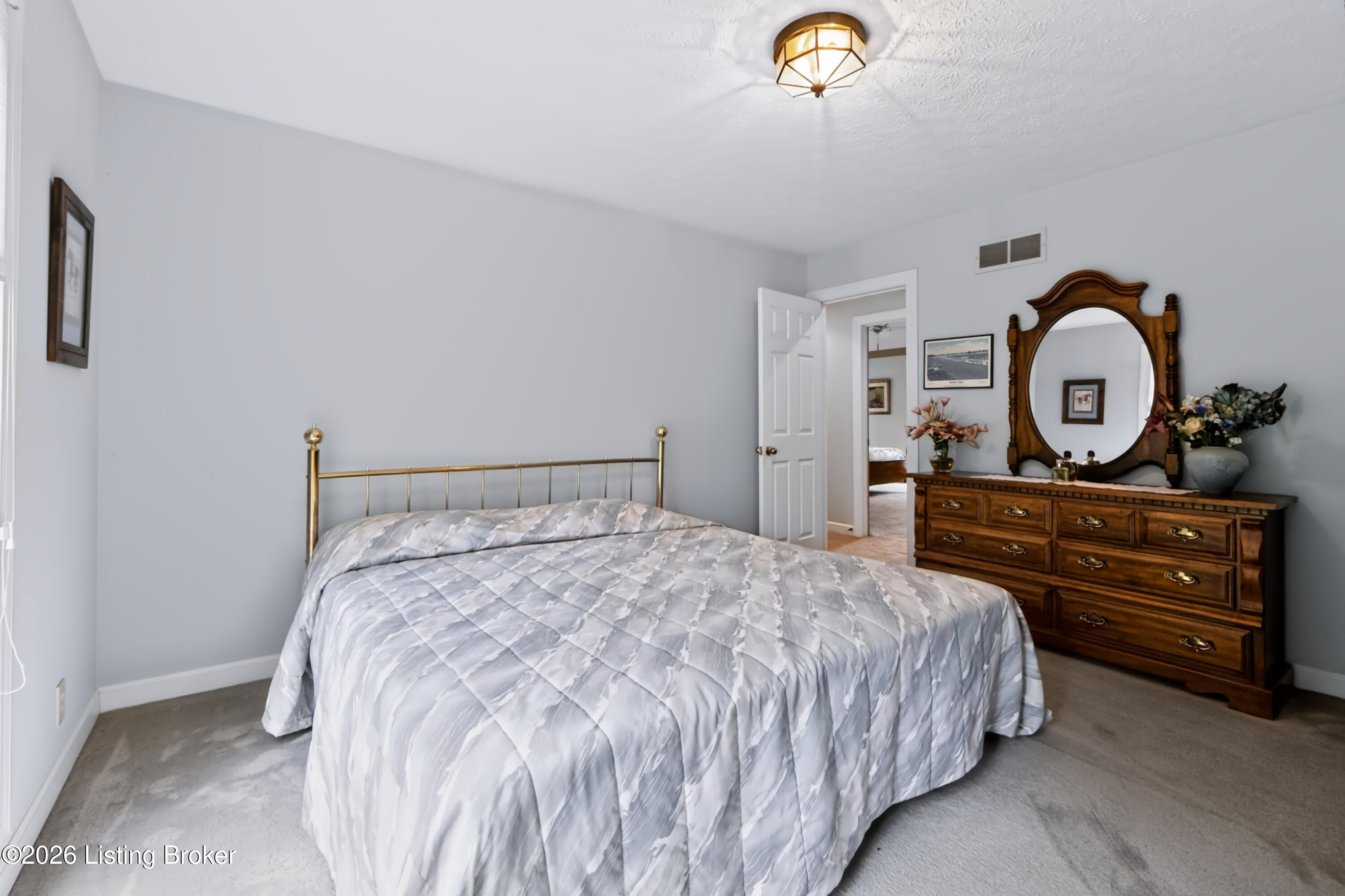 2400 Sir Roberts Way