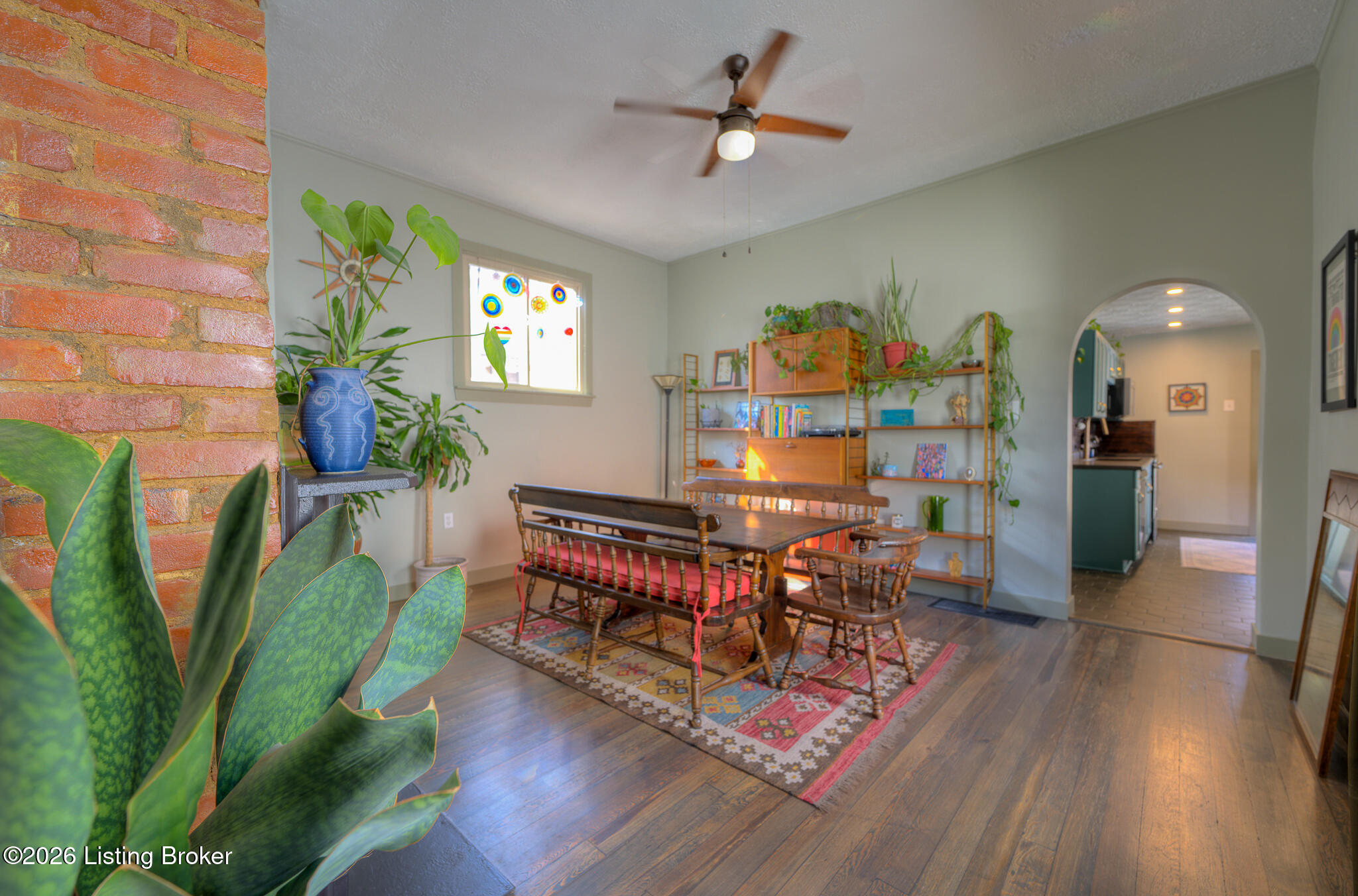 1140 Reutlinger Ave