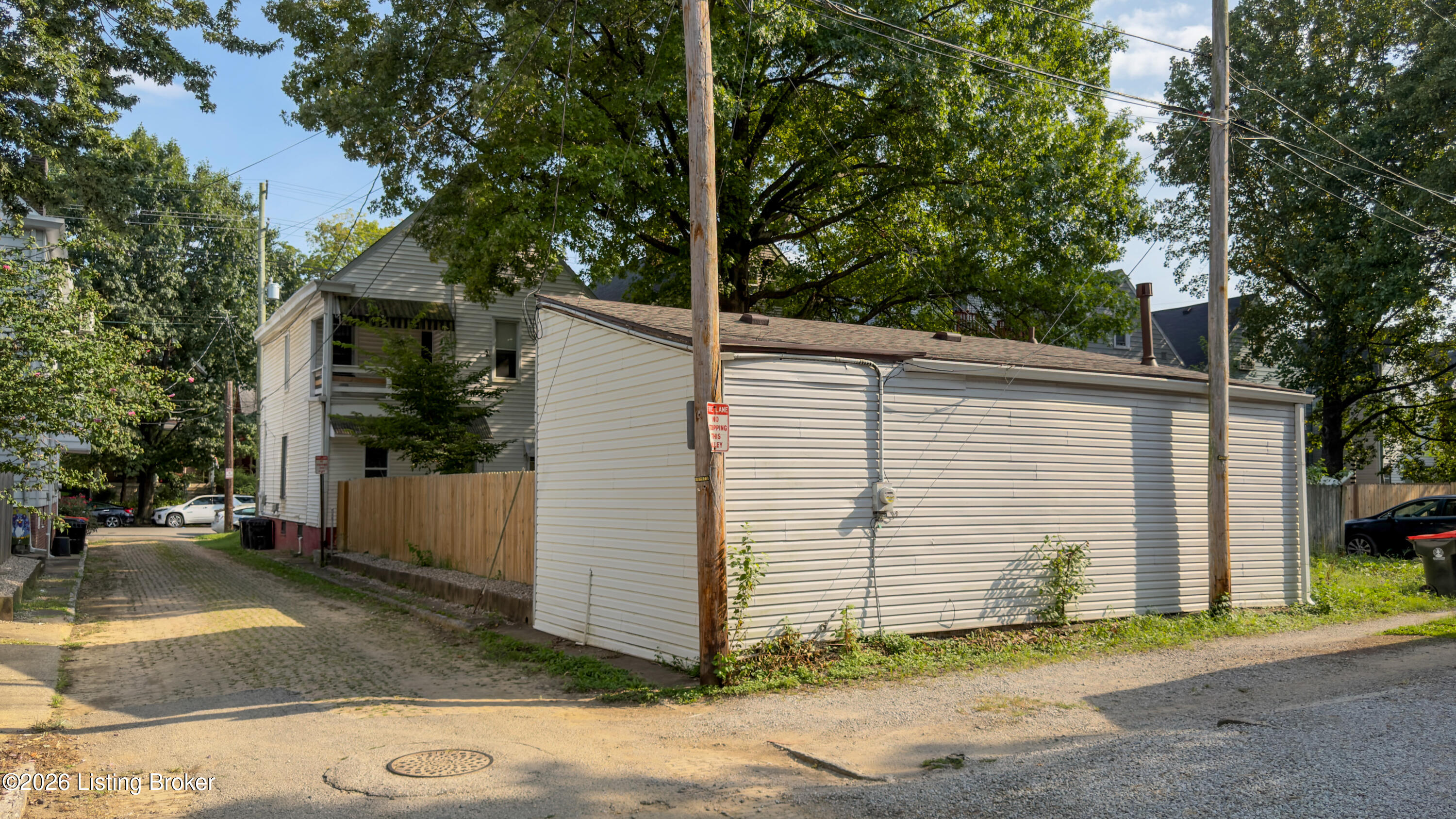 1313 Highland Ave