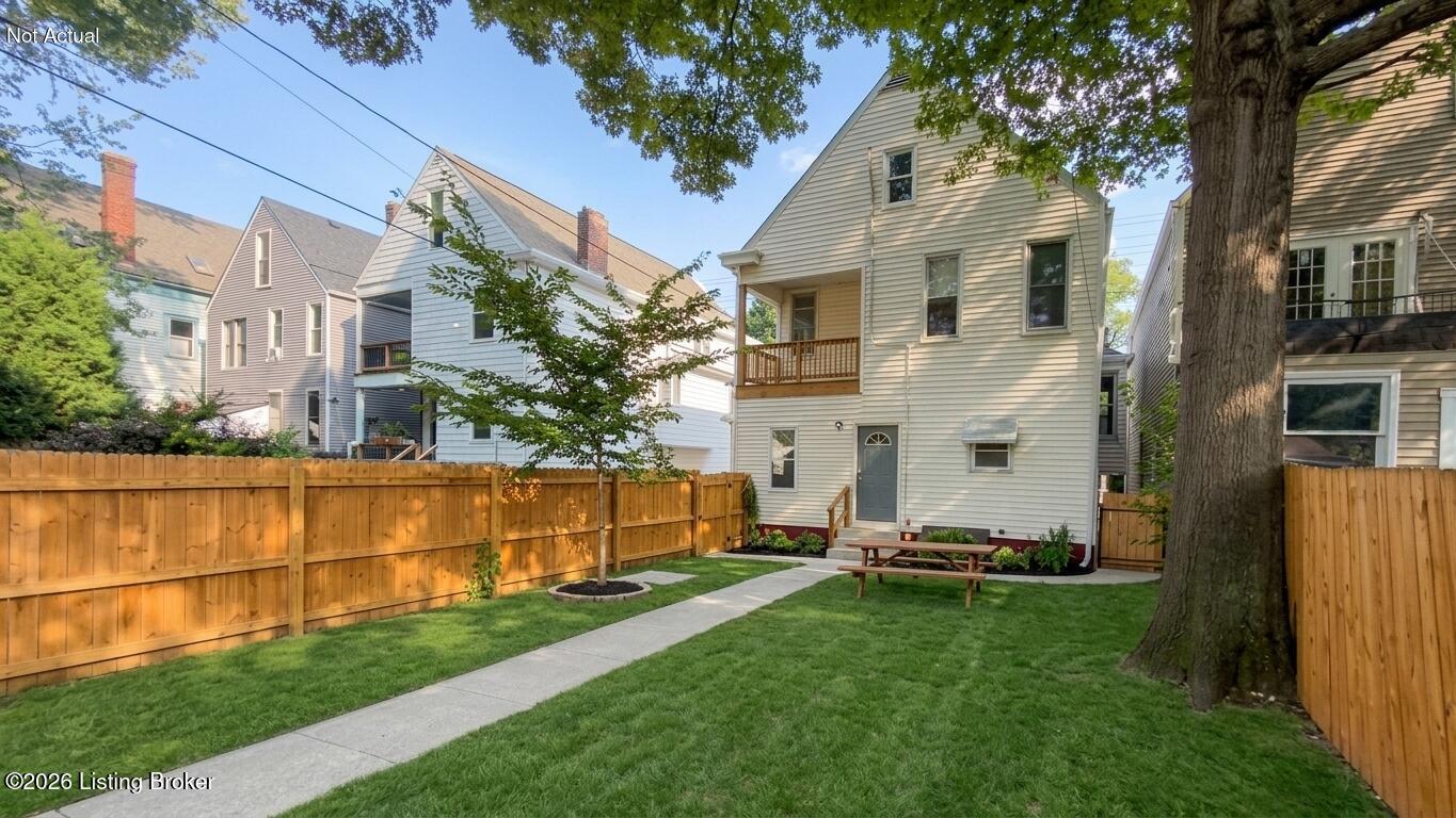 1313 Highland Ave