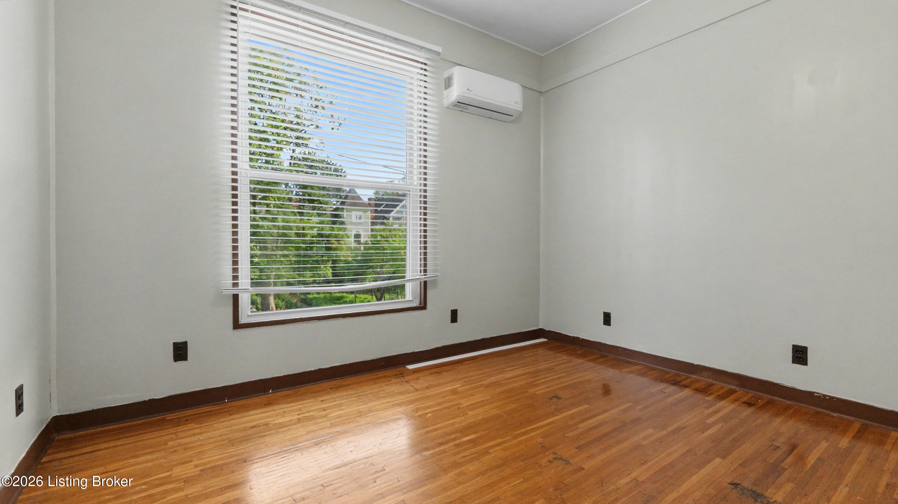1313 Highland Ave