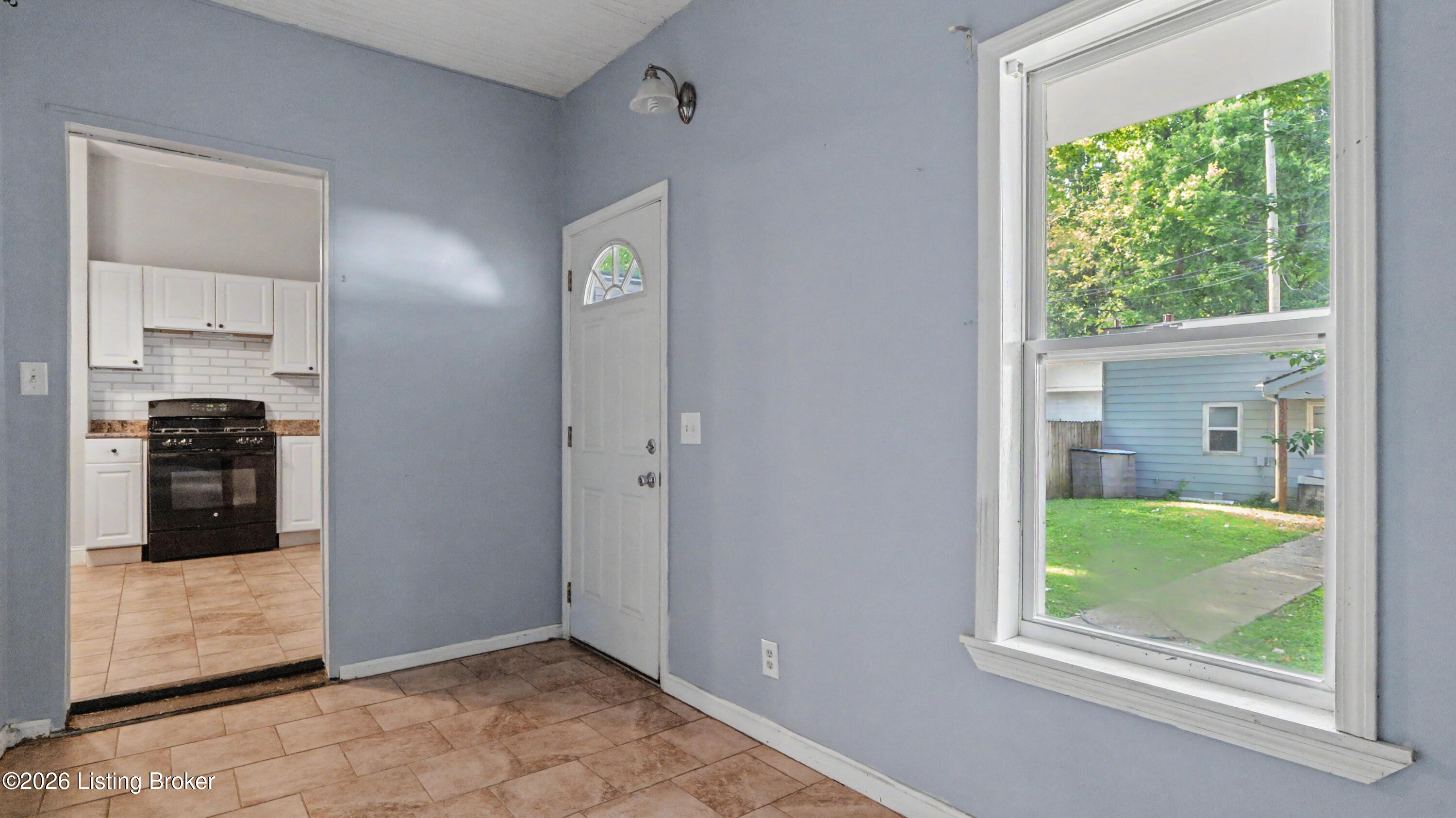 1313 Highland Ave