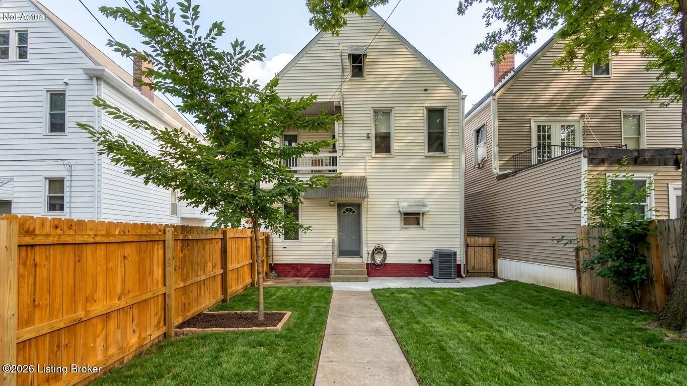 1313 Highland Ave